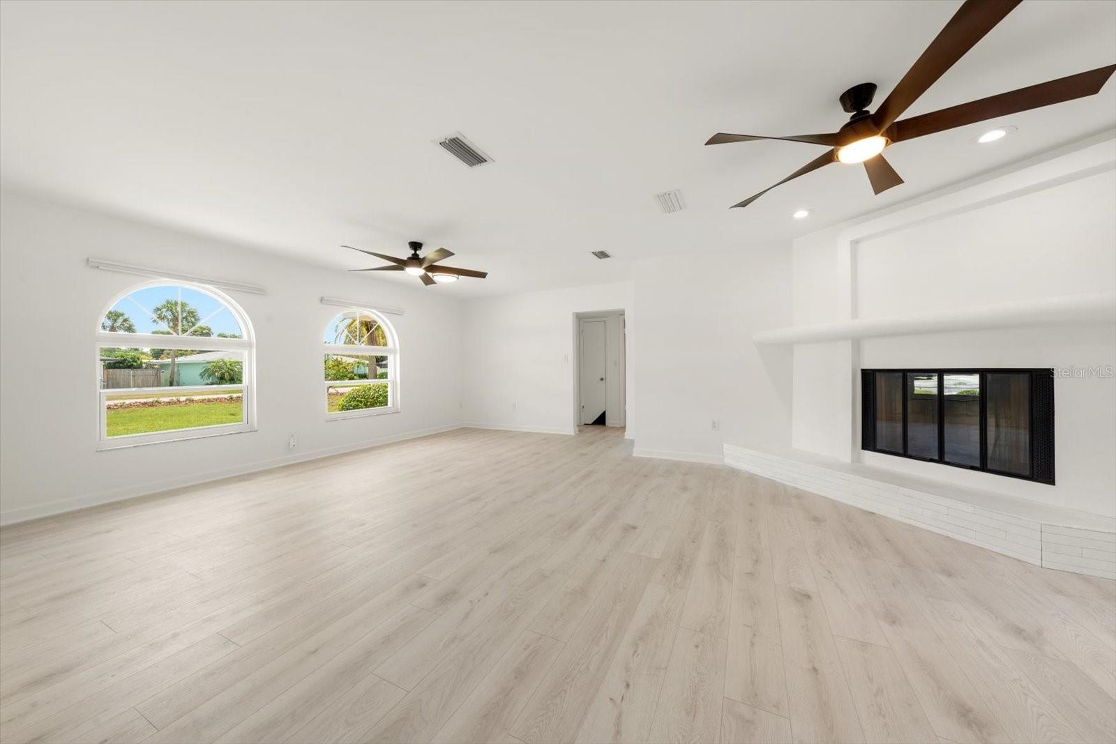 HARBOR BLUFFS SEC 1 - Residential
