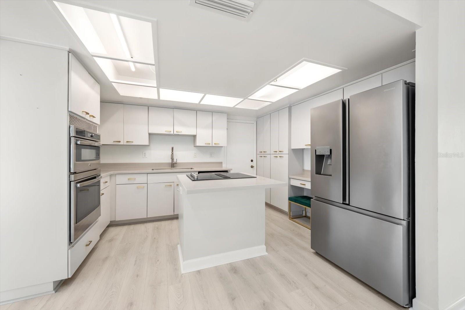 HARBOR BLUFFS SEC 1 - Residential