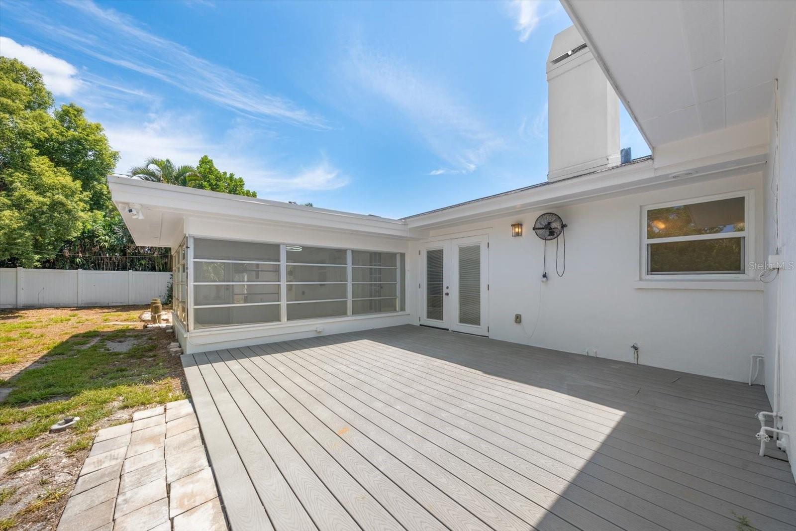 HARBOR BLUFFS SEC 1 - Residential