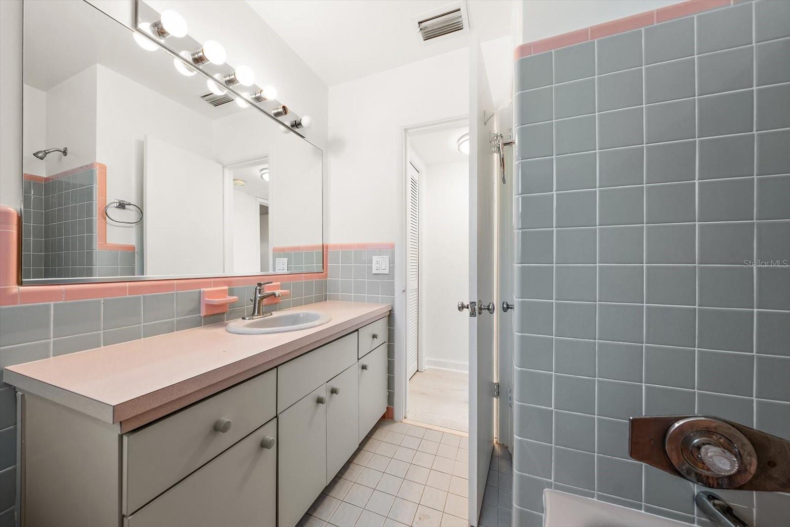 HARBOR BLUFFS SEC 1 - Residential