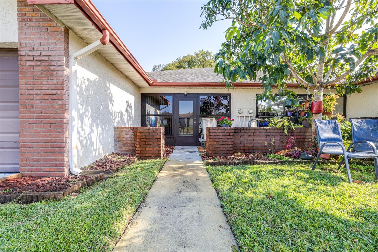 3466 MACLAREN DRIVE