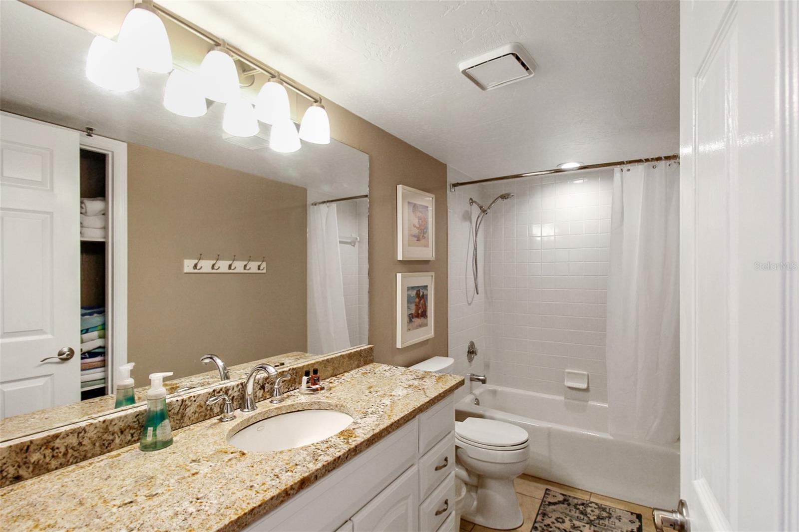 GULF & BAY CLUB BAYSIDE - Residential Lease