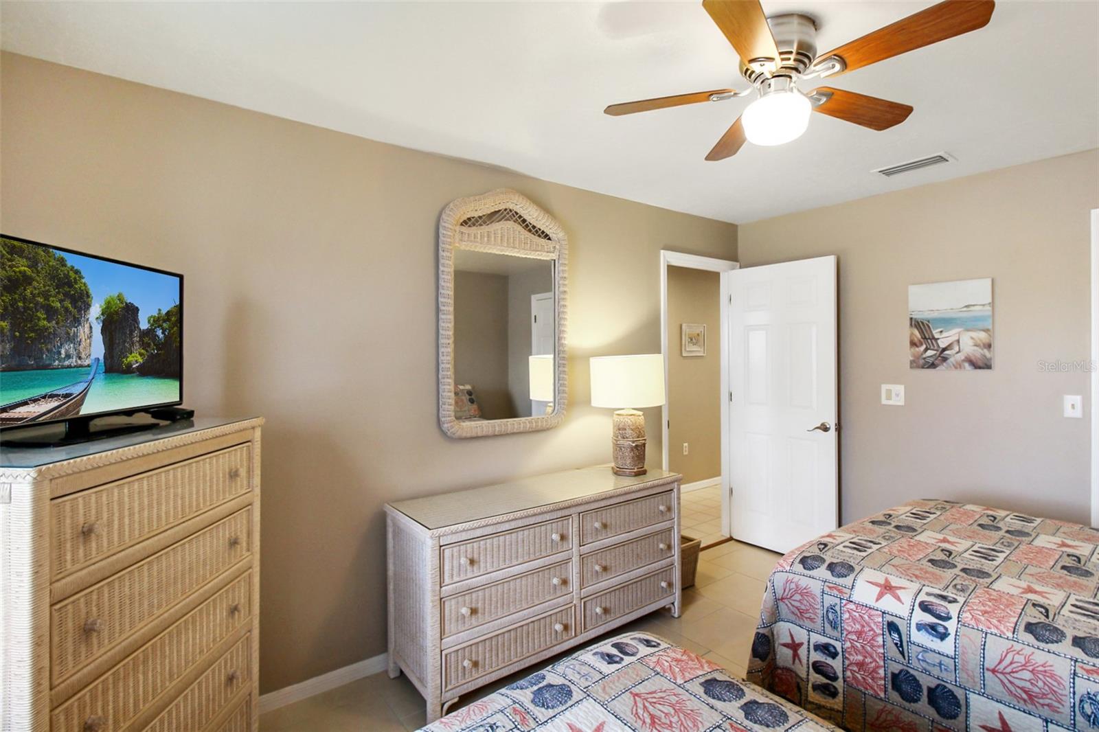 GULF & BAY CLUB BAYSIDE - Residential Lease