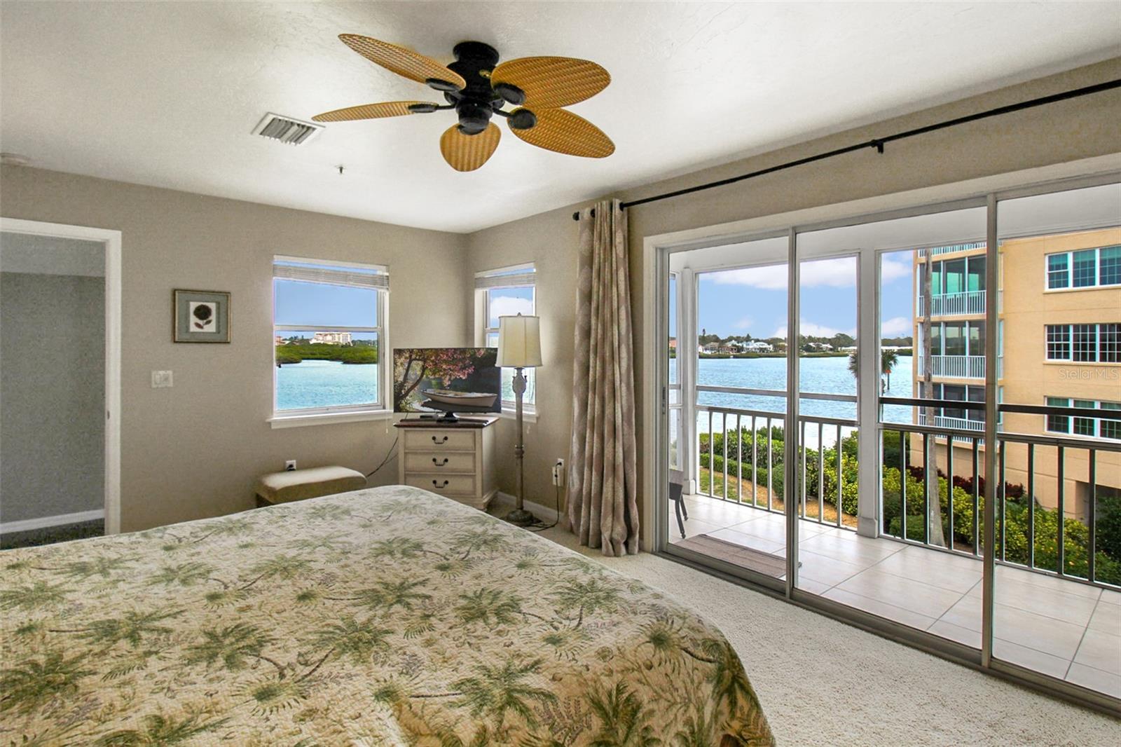 GULF & BAY CLUB BAYSIDE - Residential Lease