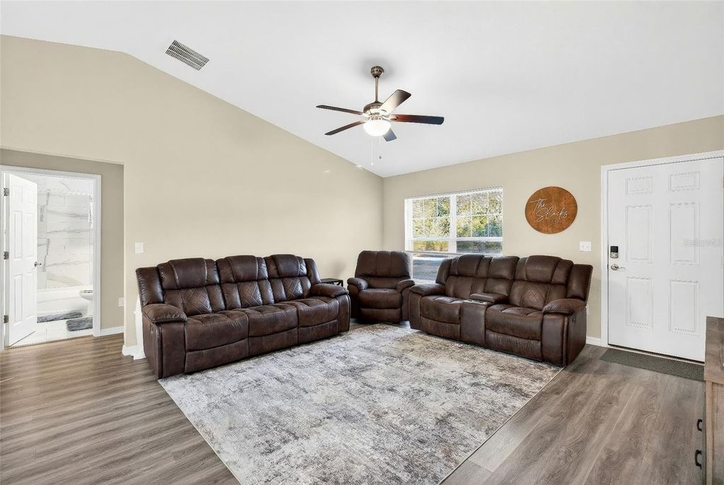 Photo of 10142 SW 137th Court, Dunnellon, FL 34432 (MLS # O6377519)