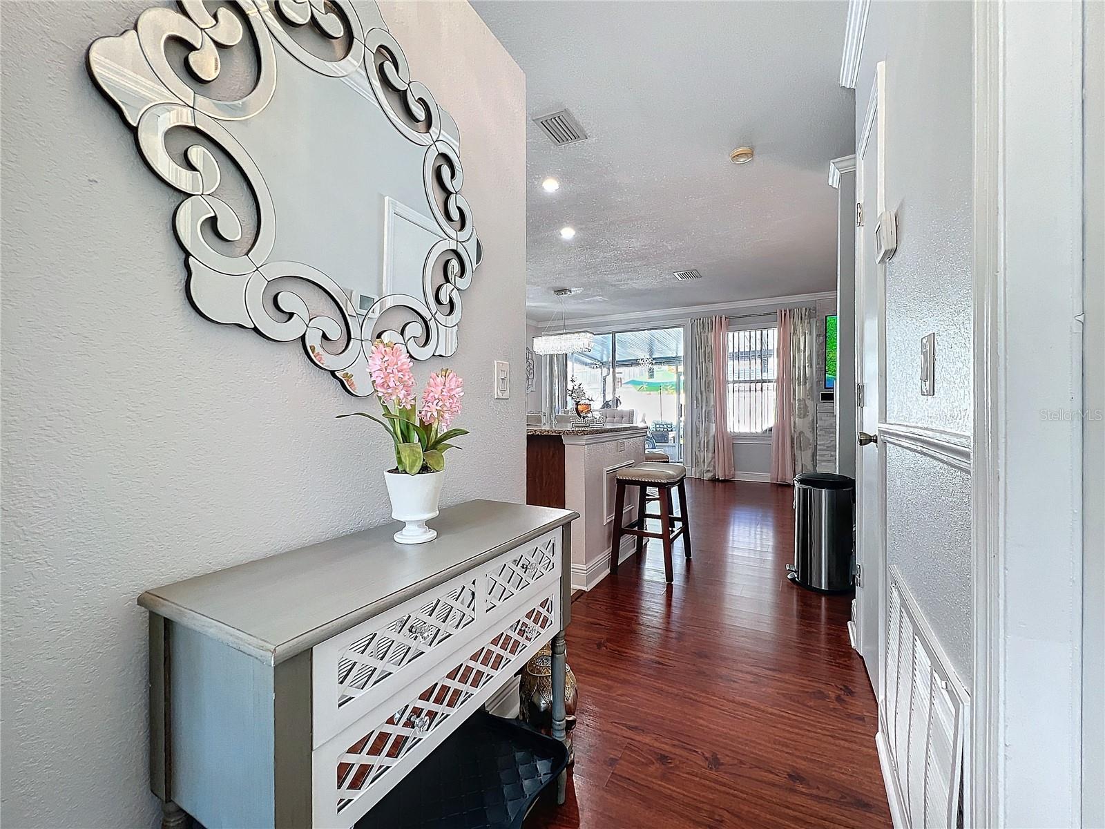 LE CLARE SHORES - Residential