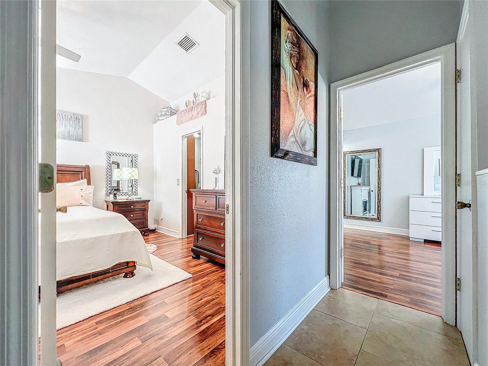 LE CLARE SHORES - Residential