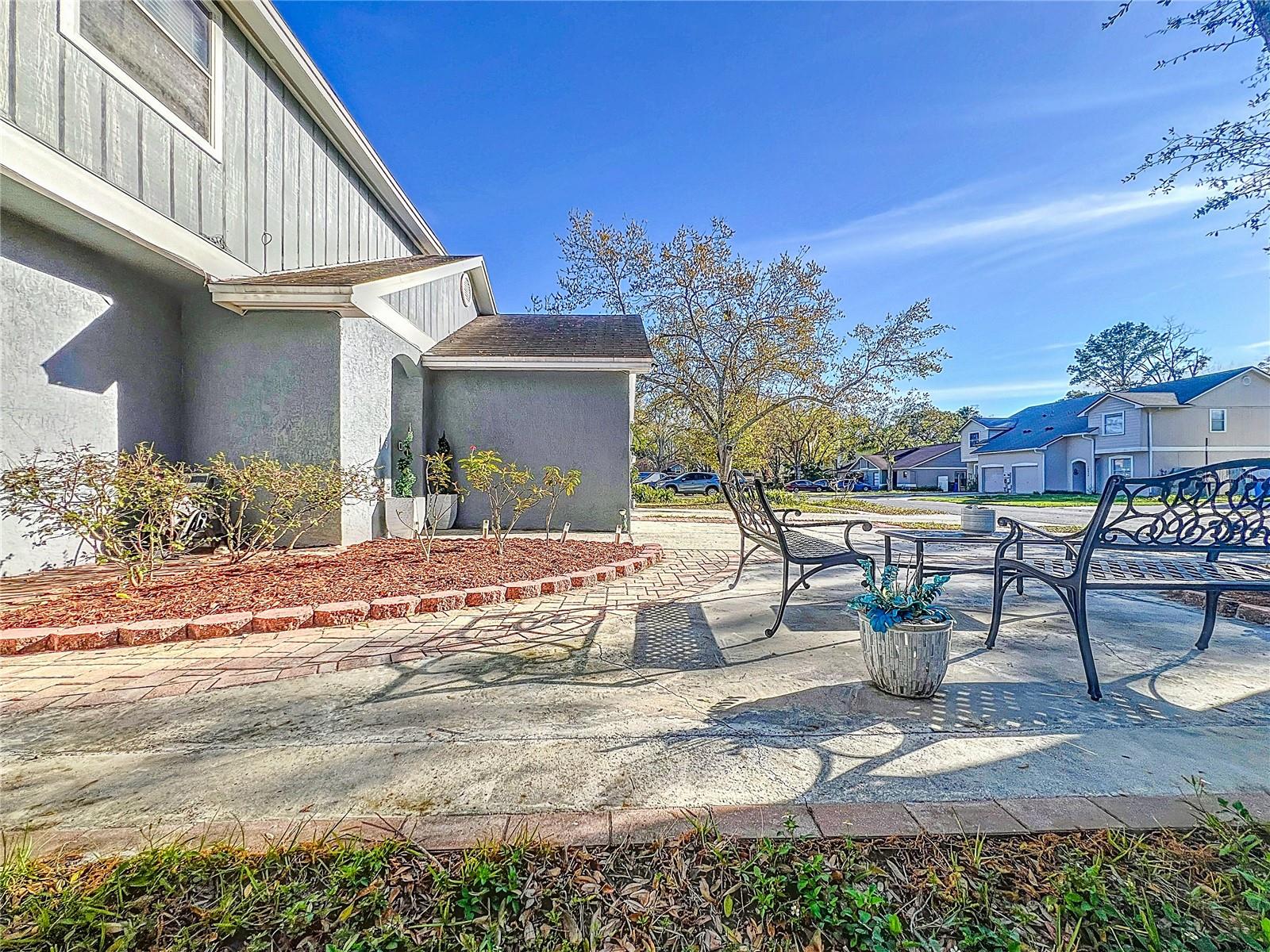 LE CLARE SHORES - Residential