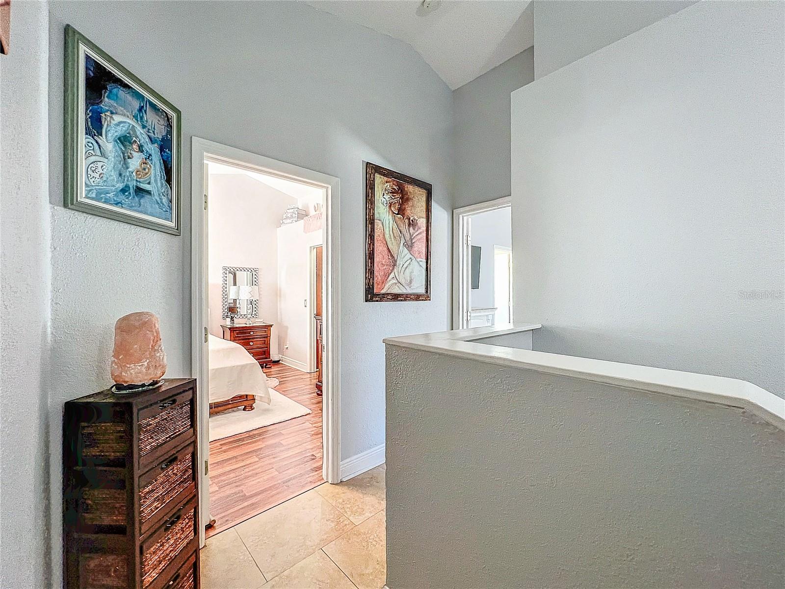 LE CLARE SHORES - Residential