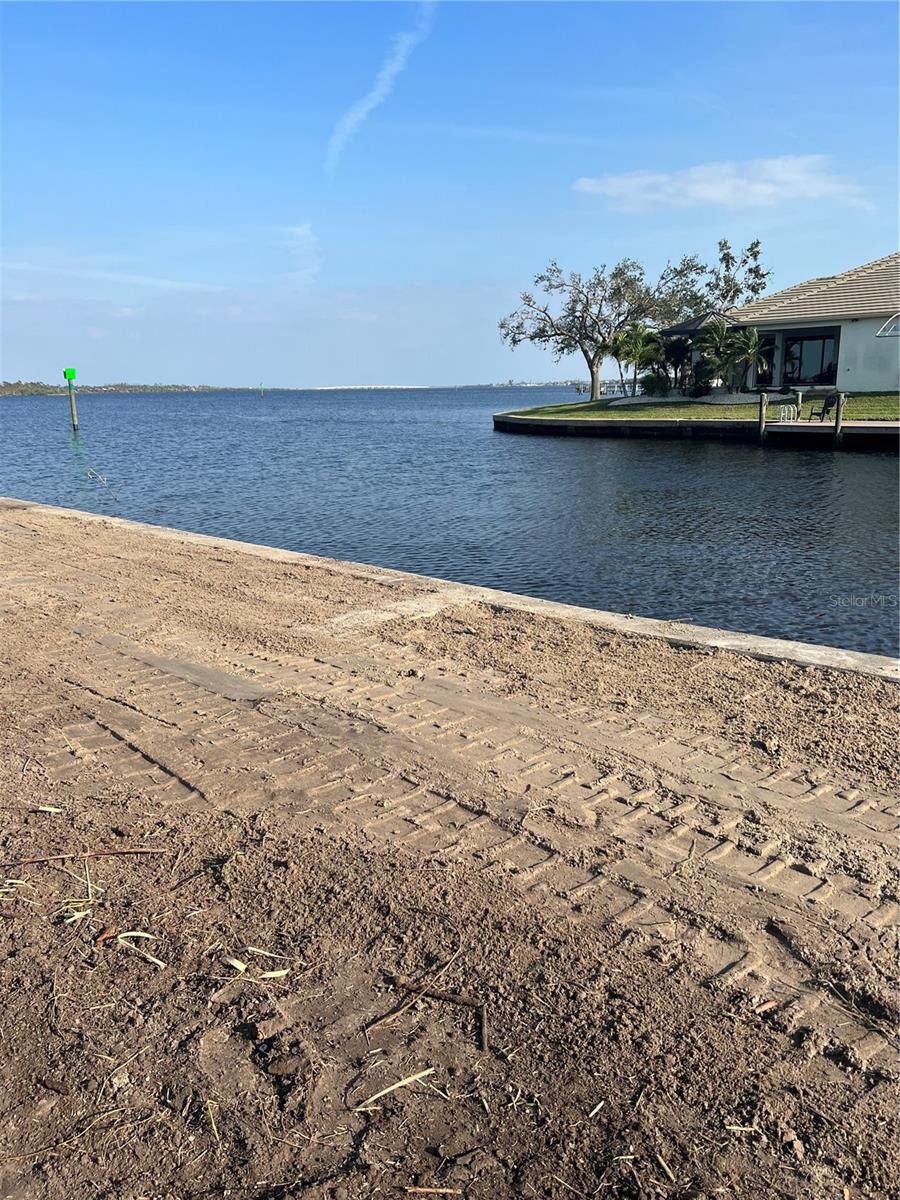 PORT CHARLOTTE SEC 060 - Land