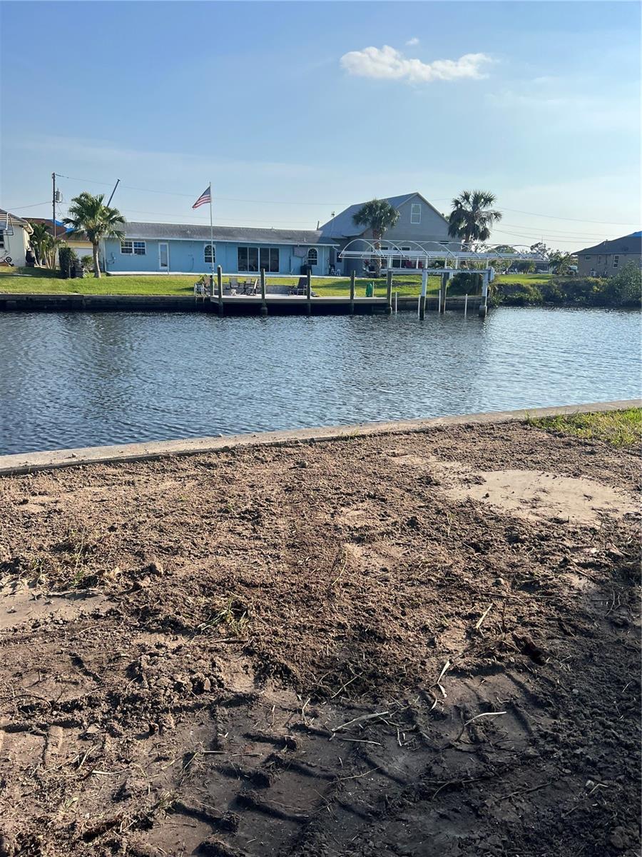 PORT CHARLOTTE SEC 060 - Land