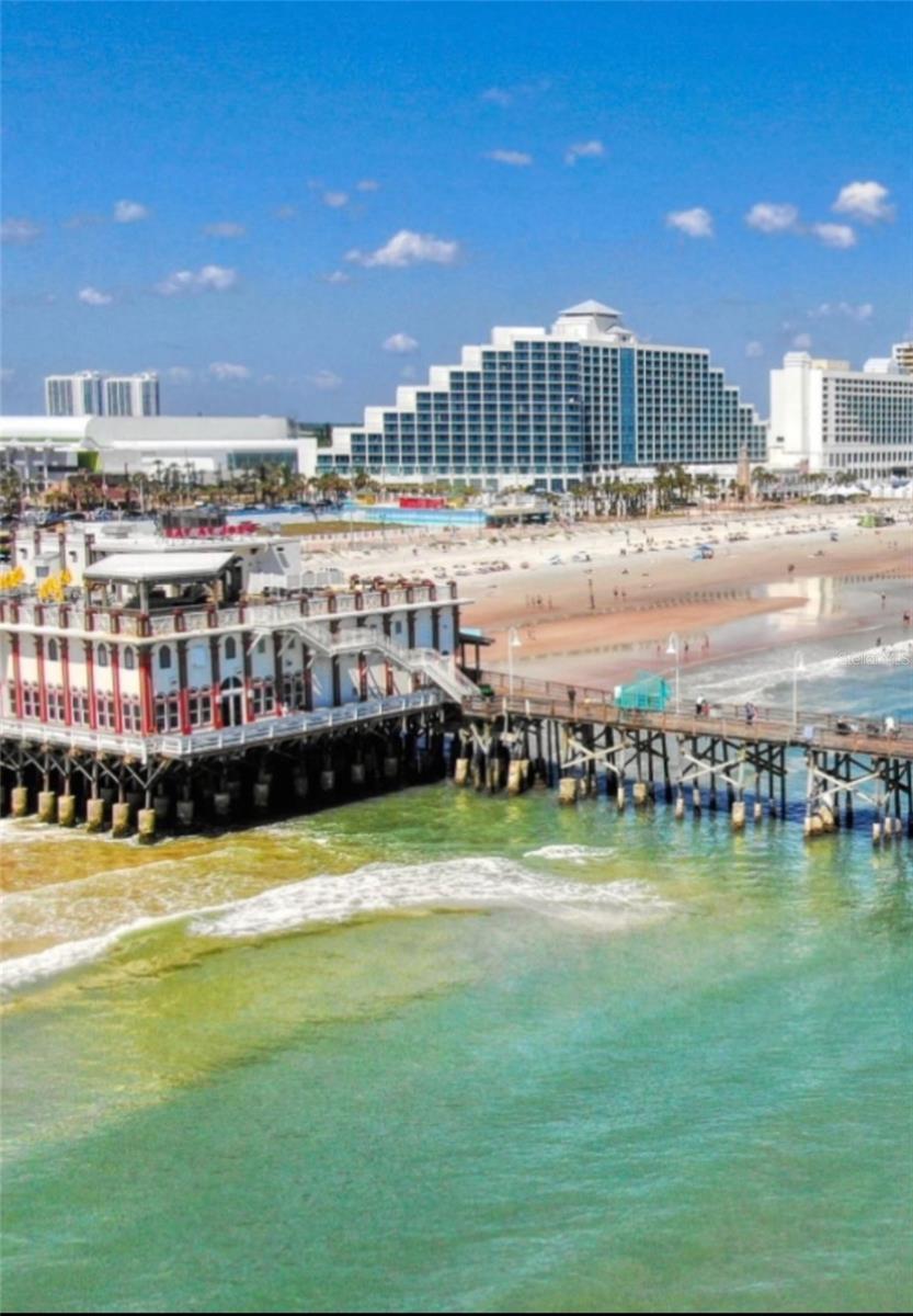 HORN MEMENTO & ROGERS SEABREEZE - Land