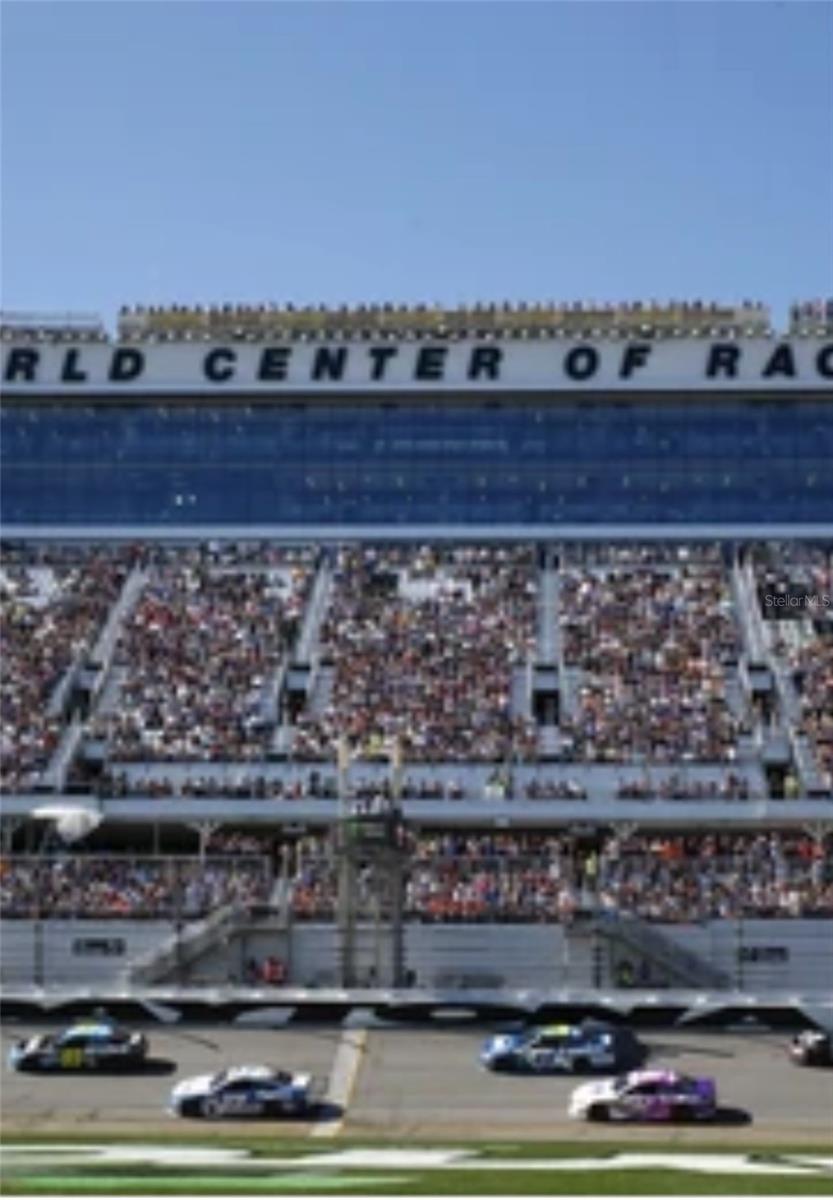 HORN MEMENTO & ROGERS SEABREEZE - Land