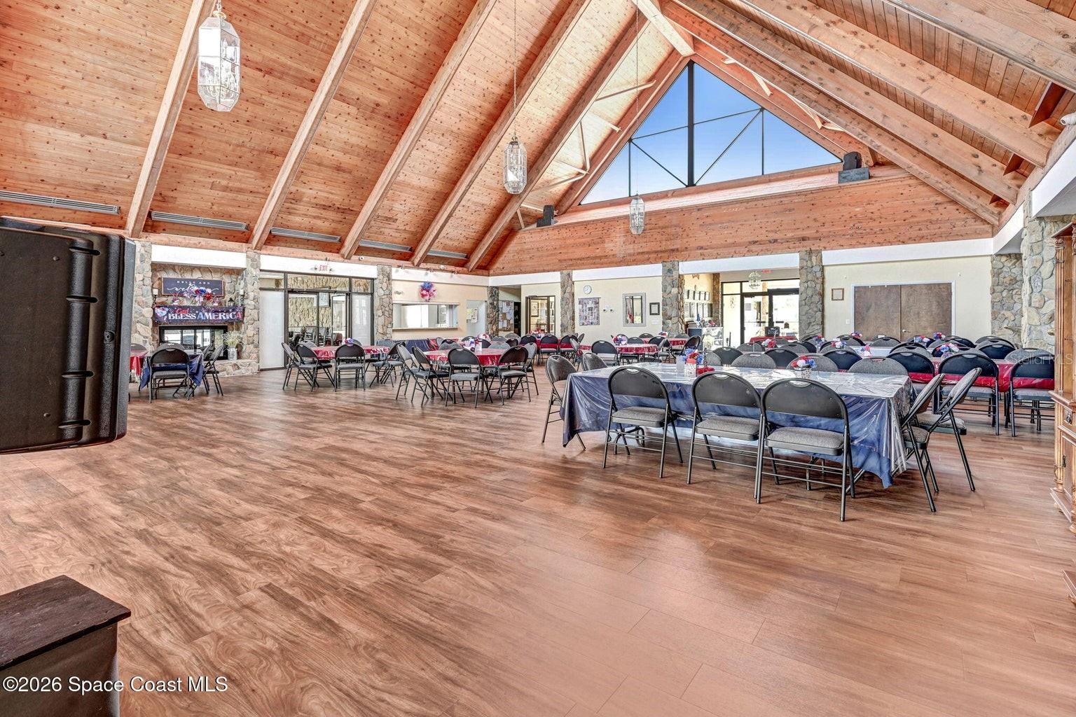 NORTHWEST LAKES CONDO PH VI - Residential