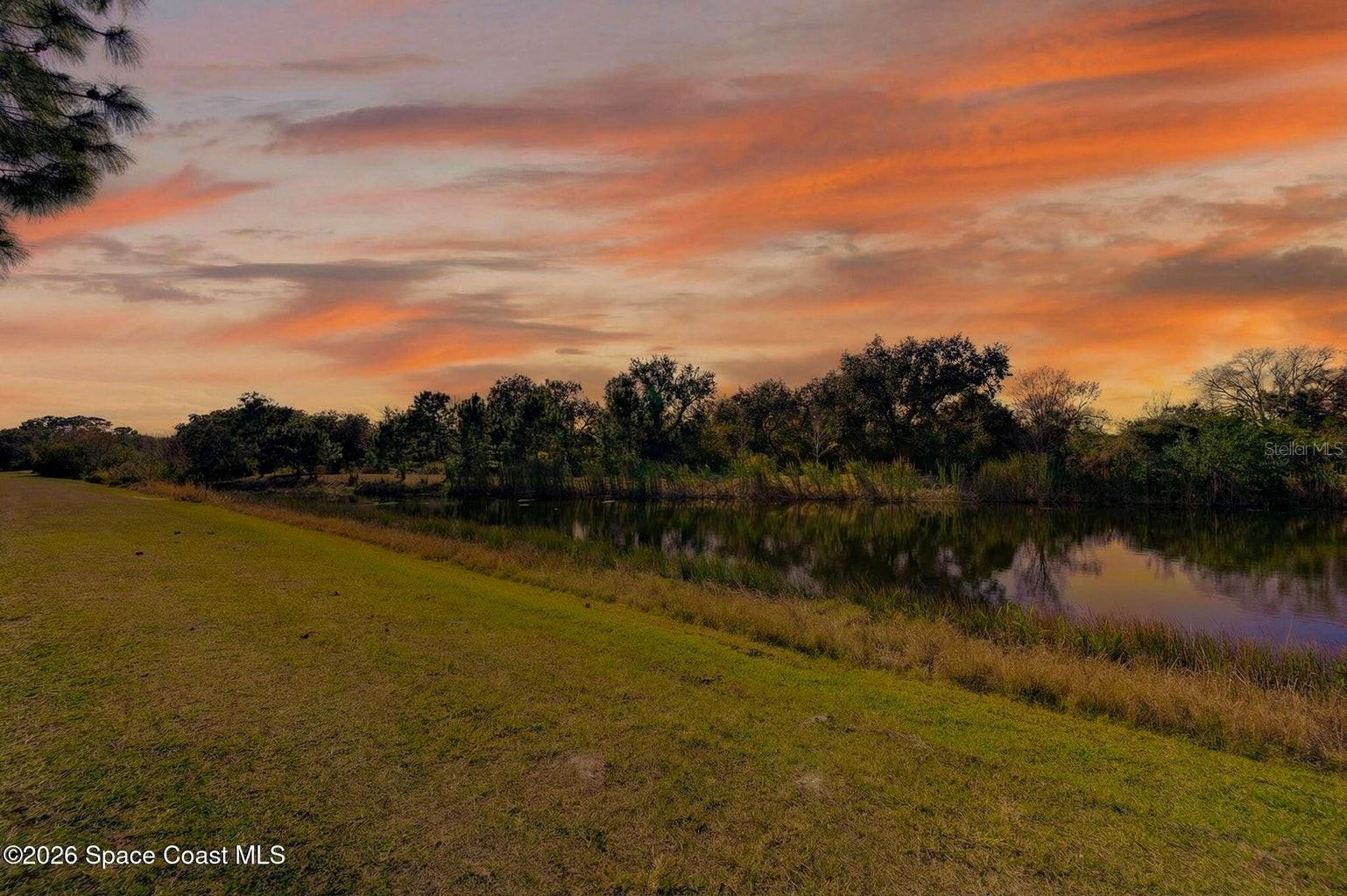 NORTHWEST LAKES CONDO PH VI - Residential