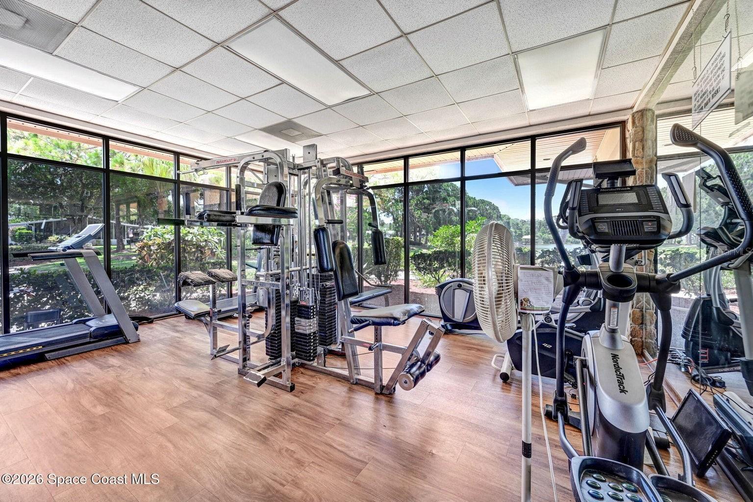 NORTHWEST LAKES CONDO PH VI - Residential