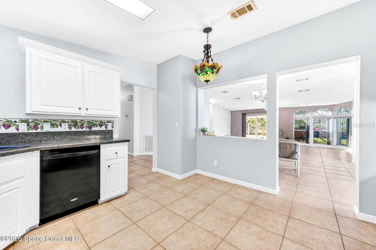 NORTHWEST LAKES CONDO PH VI - Residential