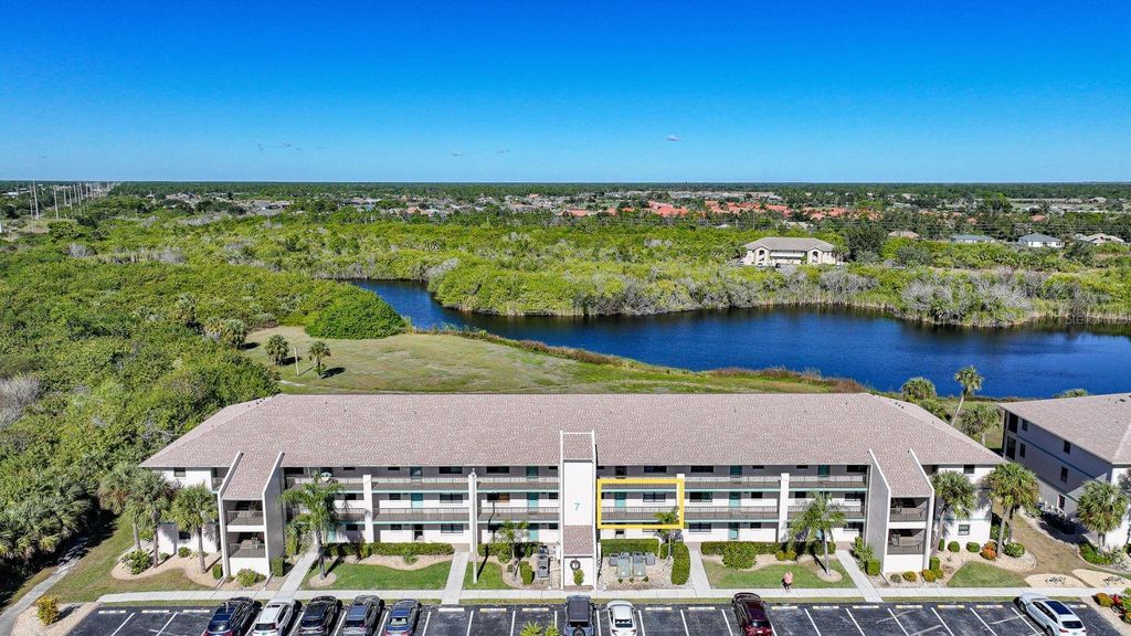 Photo of 175 Kings Highway #B2, Punta Gorda, FL 33983 (MLS # C7519323)