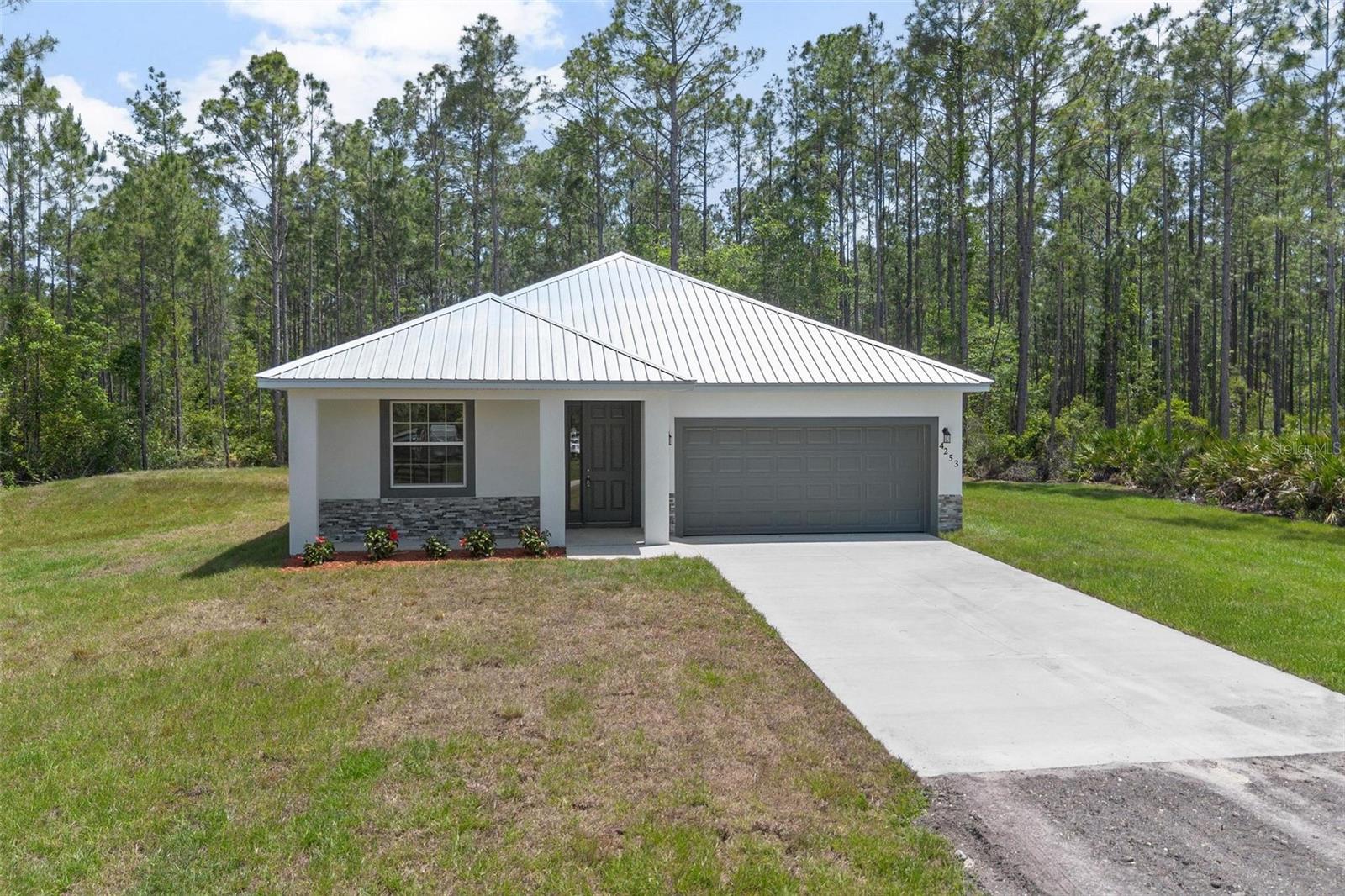 Don’t miss this beautifully built brand new home featuring 3 bedrooms, 2 full bathrooms, and a spacious 2-car garage. Offering a 10 YEAR warranty through RWC. Situated on over 1 acre of land with no HOA, this property offers privacy, flexibility, and room to grow. The home features a durable metal roof. Inside, you'll find upgraded vinyl plank flooring throughout, an open-concept living and dining area. The kitchen comes equipped with brand new stainless steel appliances, perfect for modern living. With a large lot and unrestricted use, this property is ideal for adding a workshop, parking an RV, or creating your dream outdoor space. Perfect for buyers looking for new construction, modern finishes, and freedom from HOA restrictions.
Schedule your private showing today — this one won't last!