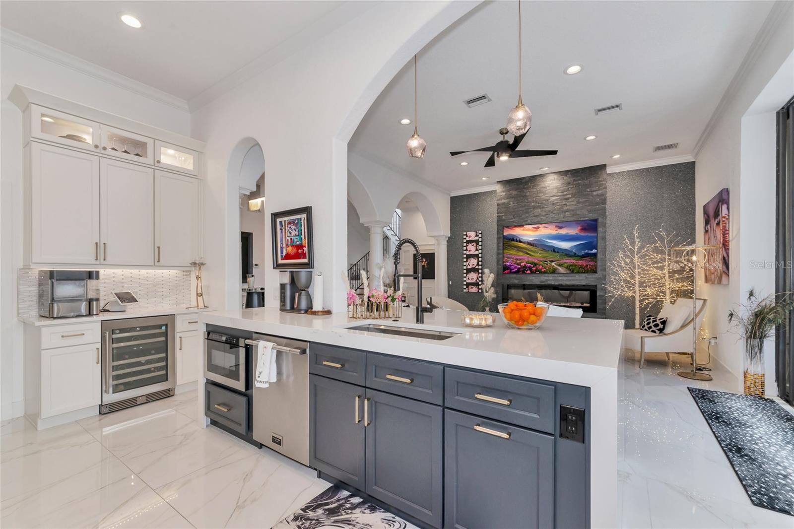 PORTOFINO ON THE BAY - Residential