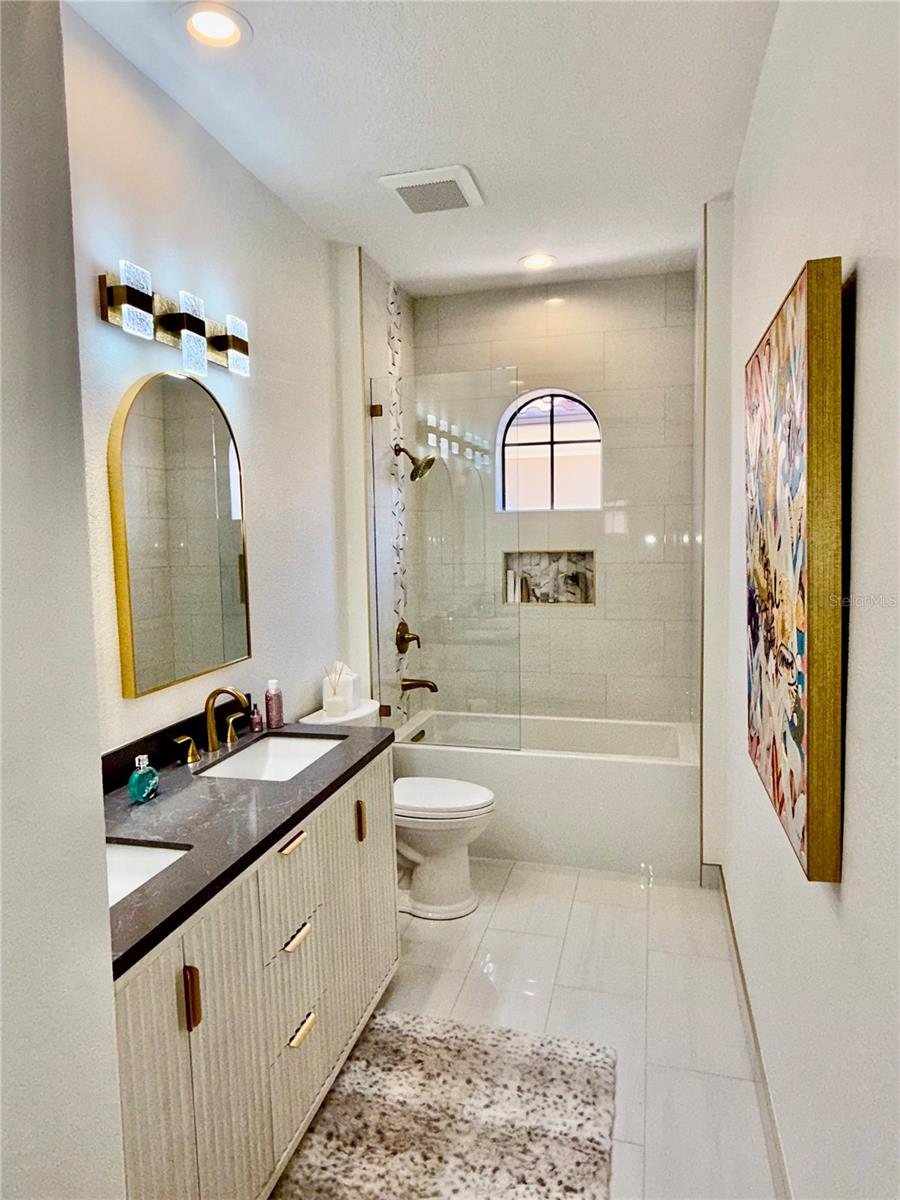 PORTOFINO ON THE BAY - Residential