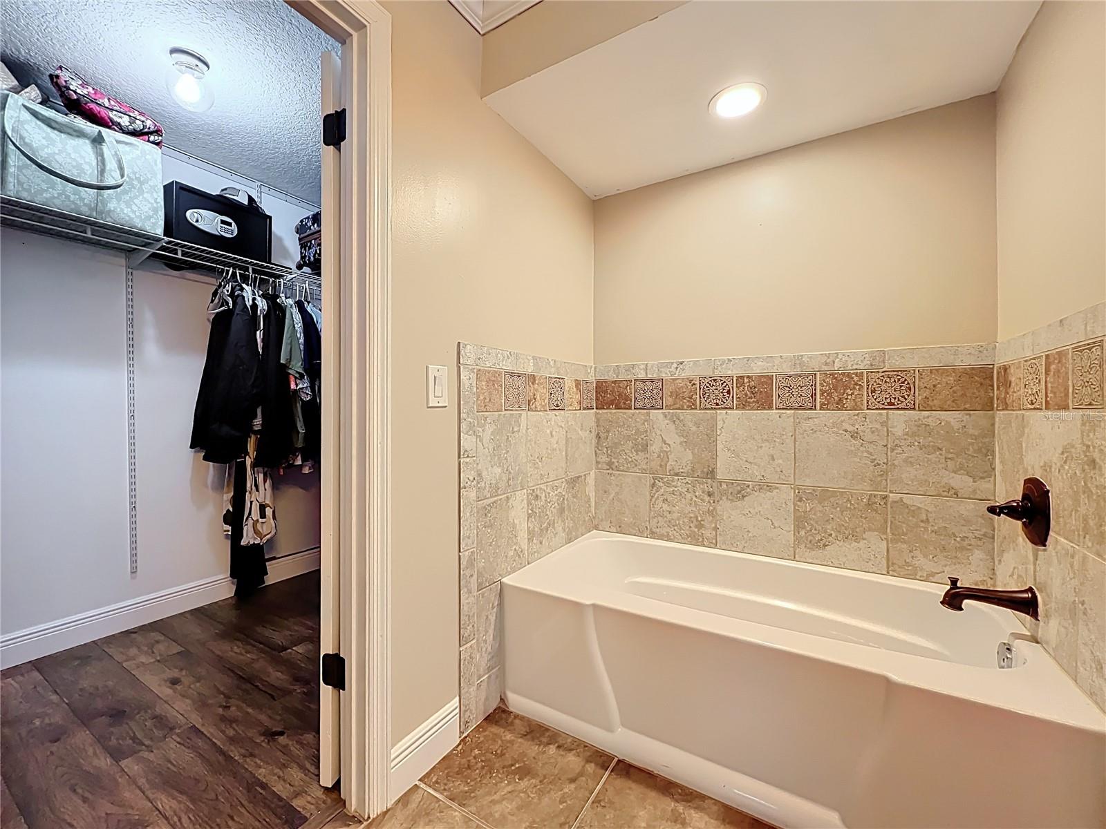 SAND LAKE HILLS SEC 09 - Residential