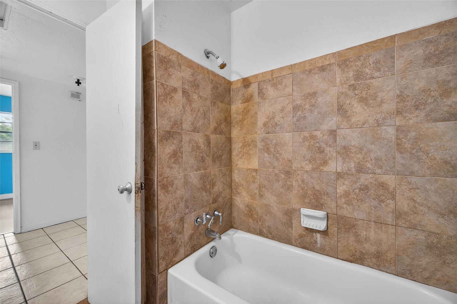 AZALEA GARDENS ESTATES - Residential