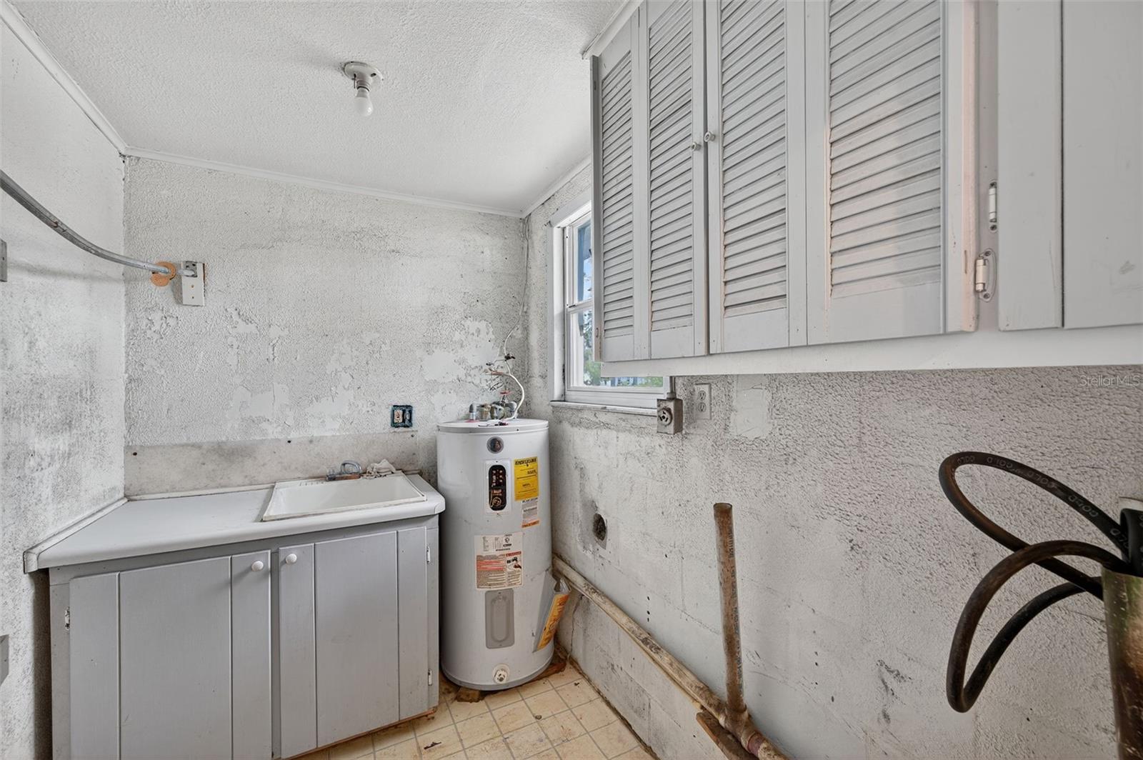 AZALEA GARDENS ESTATES - Residential