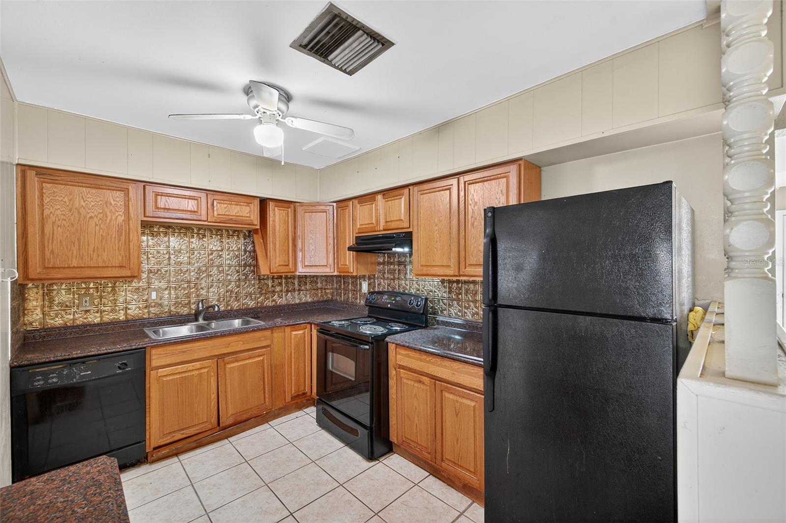 AZALEA GARDENS ESTATES - Residential