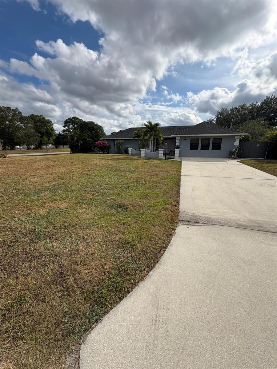 LEHIGH ACRES - Residential