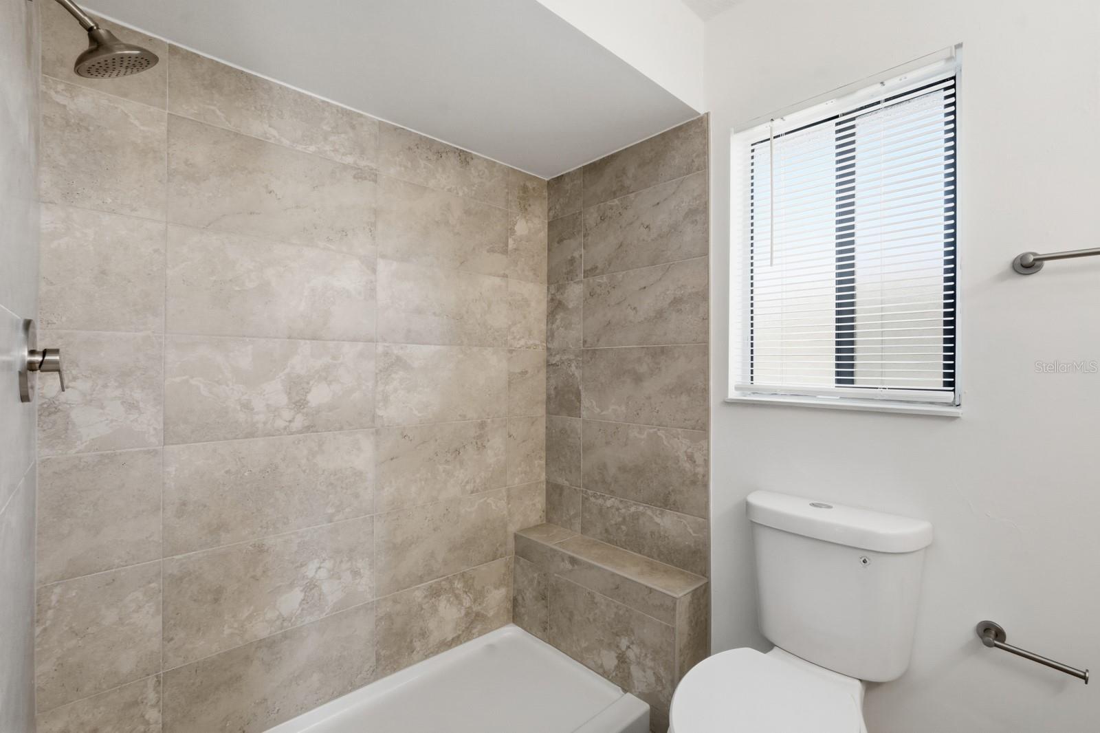 DEERWOOD REP BLK 20 PINE LAKES GOLF COURSE - Residential Lease