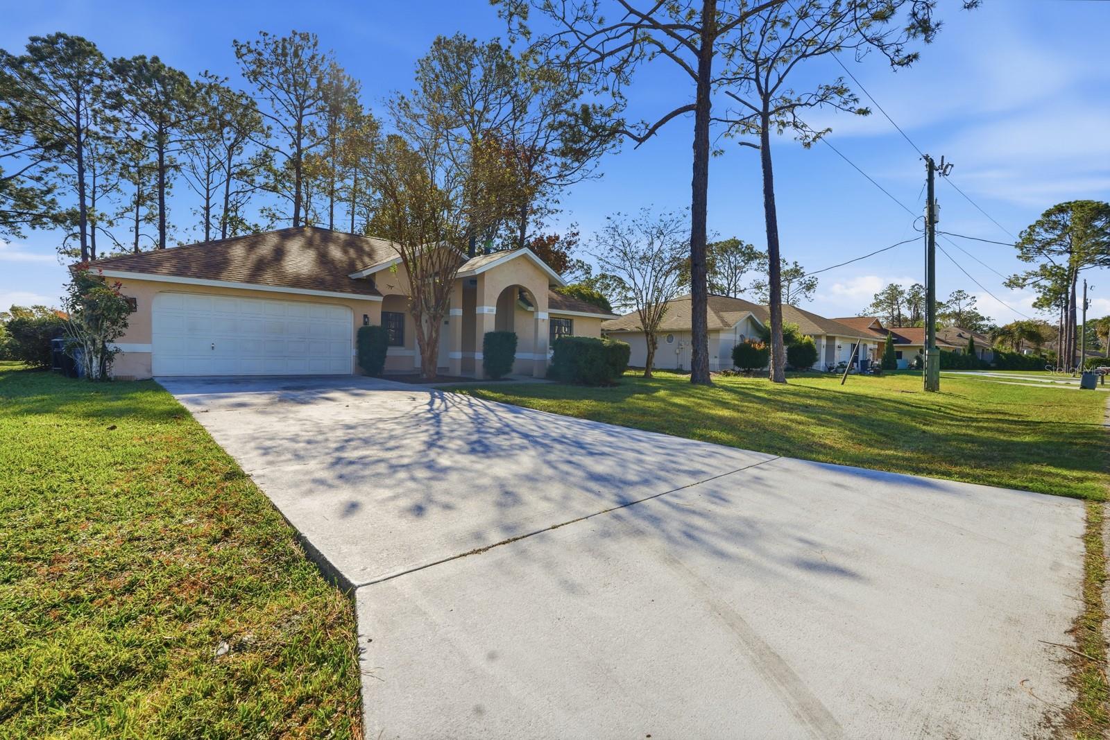 DEERWOOD REP BLK 20 PINE LAKES GOLF COURSE - Residential Lease