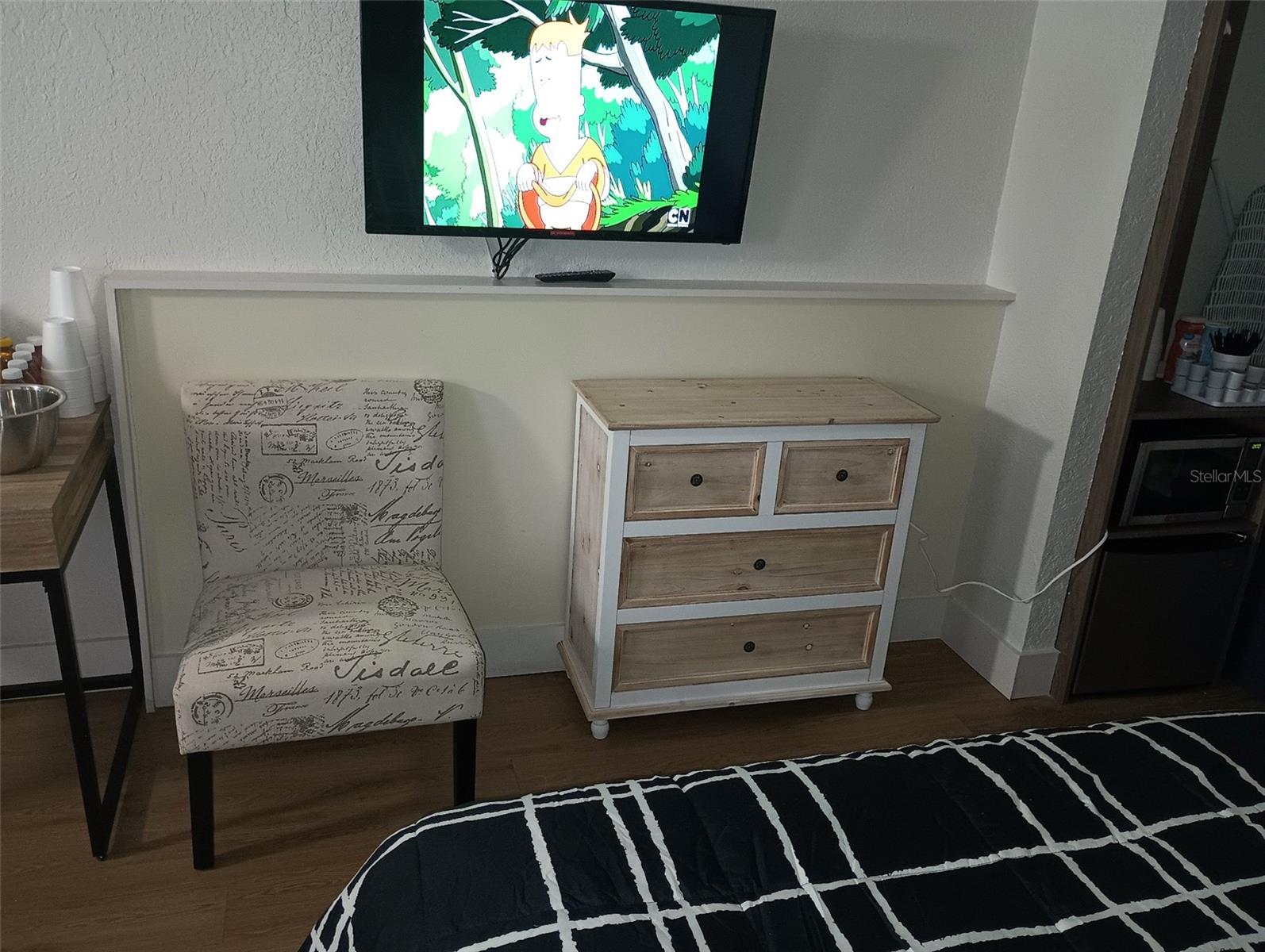 GREENPOINT ESSENTIAL HOTEL CONDO - Residential