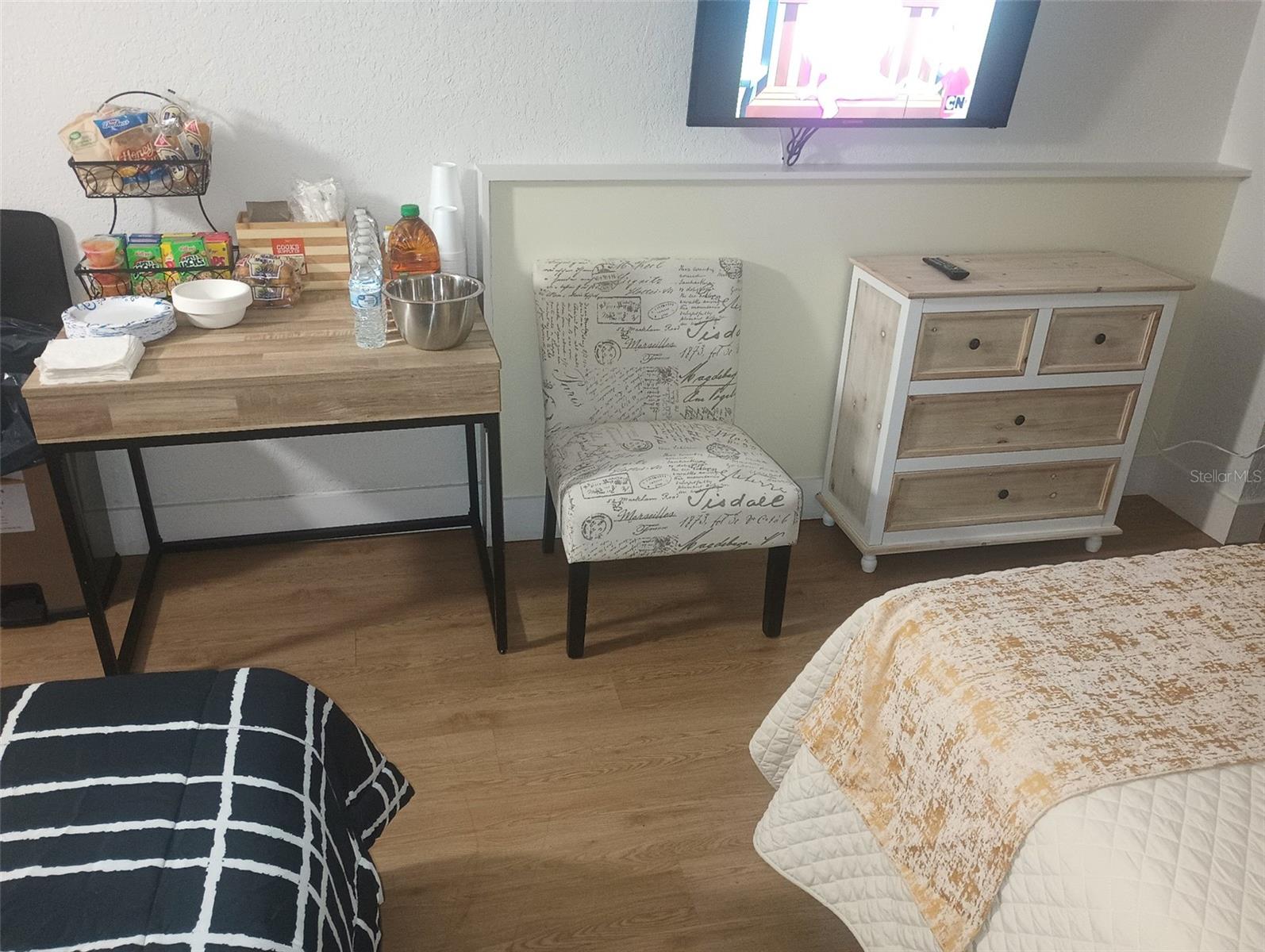 GREENPOINT ESSENTIAL HOTEL CONDO - Residential