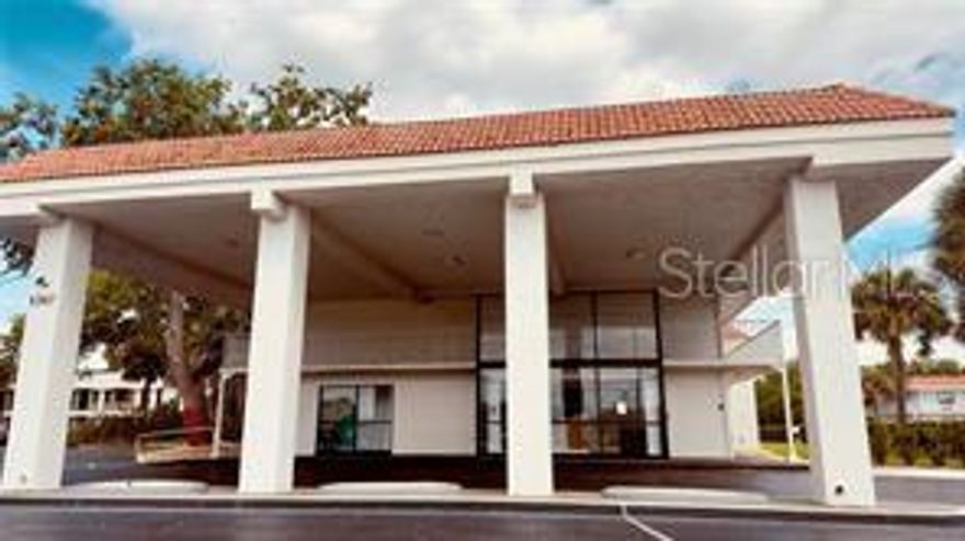 This is great opportunity wait for you to invest in the prime location.
Embark on an exciting cash flow adventure with this incredible Condo Hotel unit moments away from Disney and many attractions in Kissimmee. As you step into this newly remodeled studio, you'll be greeted by a welcoming front desk team ready to hand you the keys to your fully loaded unit. Complete with two cozy beds, a TV, a microwave, and a fridge, this property epitomizes turnkey convenience. The low HOA fees cover all essentials, including electricity, internet, water, and cable, making ownership a breeze. Whether you prefer to manage or entrust the property to the expert property management team, the choice is yours. This unit is an excellent addition to your portfolio and a lucrative cash flow opportunity waiting to be seized. Don't miss out on this chance to own a piece of prime real estate near Disney World.