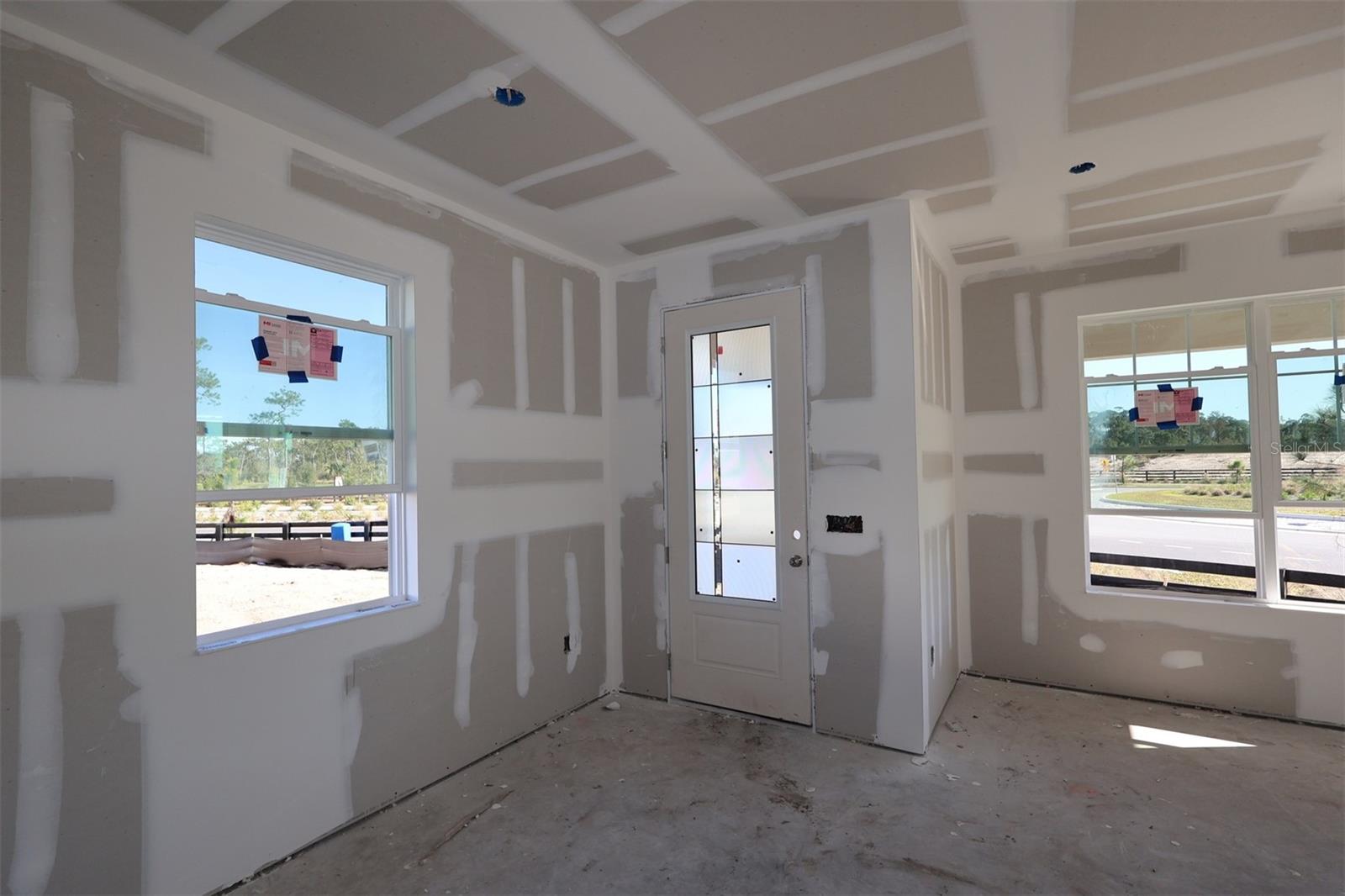 CENTER LAKE ON THE PARK - Residential