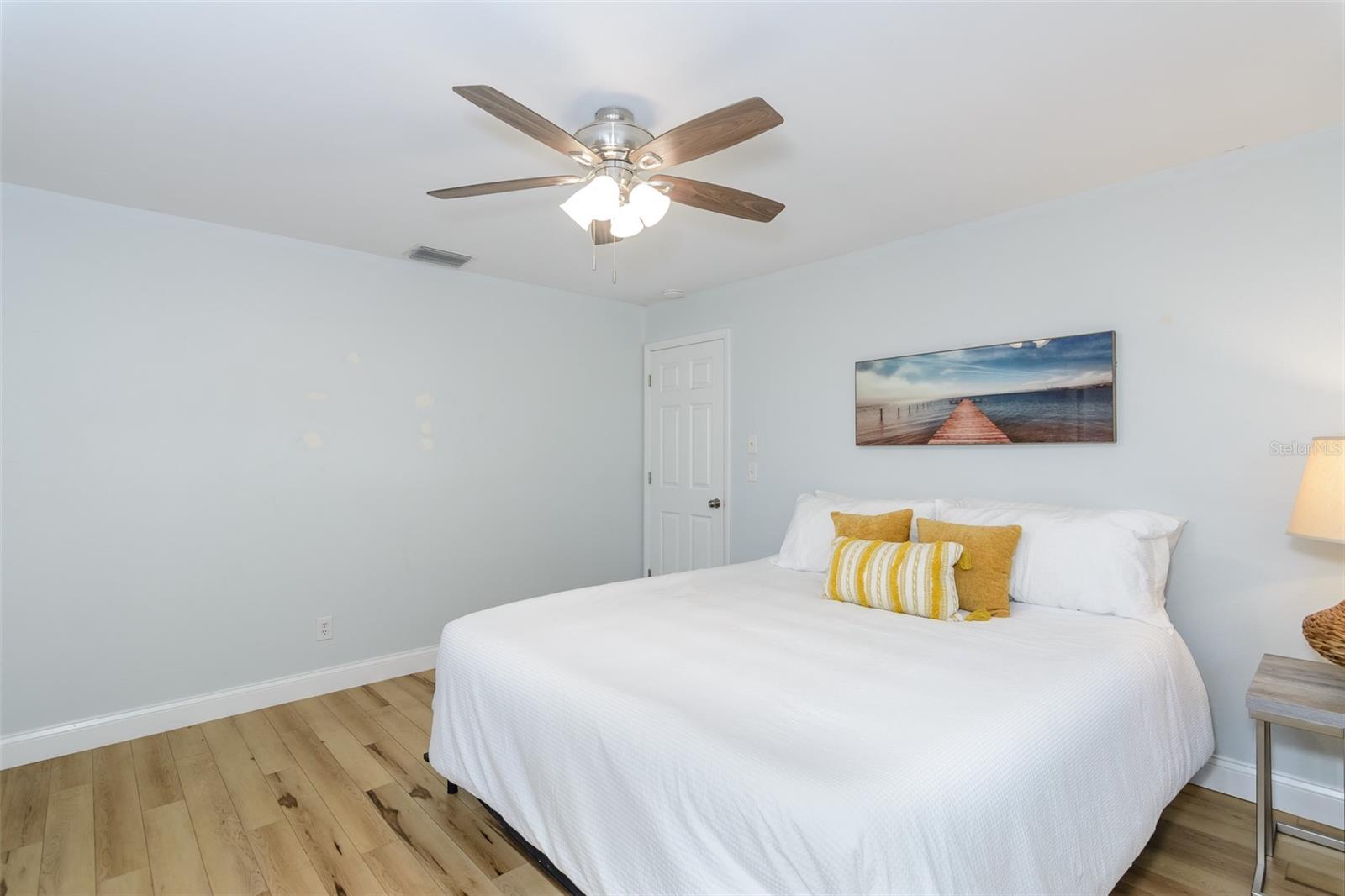 CYPRESS POINT - Residential