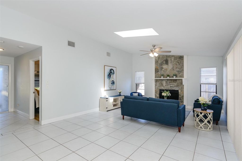 Photo of 2221 Cypress Point Drive E, Clearwater, FL 33763 (MLS # TB8490947)