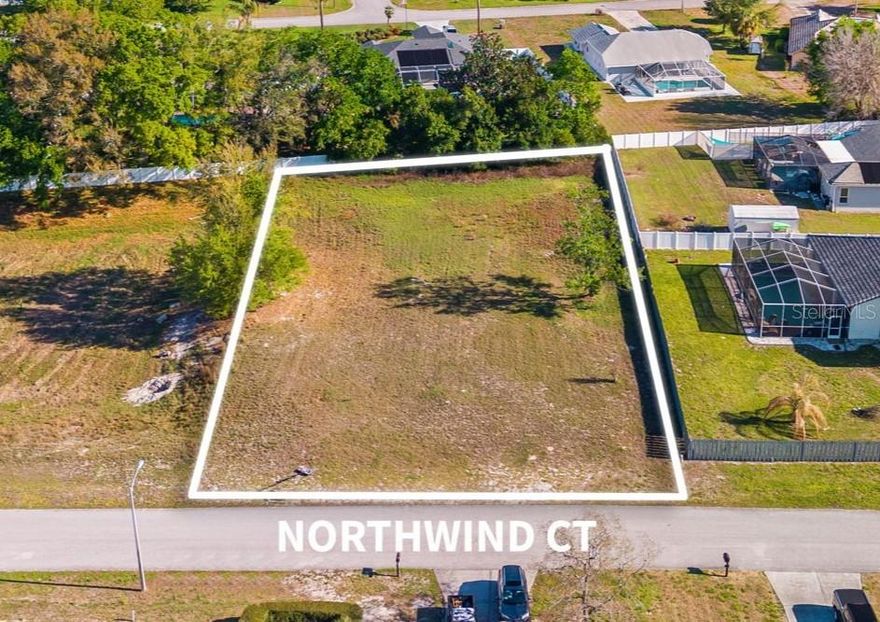 READY TO BUILD YOUR DREAM ....Welcome to the HORIZON NORTH subdivision NO HOA . NO CDDs. Located on Florida's Nature Coast. This beautiful improved HALF ACRE lot CLEARED, NO FLOOD ZONE !!!. Convenient to SHOPPING, DINING, and ENTERTAINMENT, ACCESS TO THE SUNCOAST PKWY , LOCAL HOSPITALS , SPORTS COMPLEX and PARK. Florida's Nature Coast boasts a Florida lifestyle like no other. Local boat ramps offer access to both the Gulf of Mexico and Pristine rivers, nearby tens of thousands of acres of State Forests offer endless recreation, and Charming Downtowns that offer Dining and Entertainment, something for everyone. Enjoy the pictures and call today !!!
