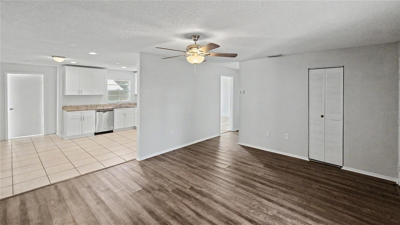 SEVEN SPGS HOMES - Residential