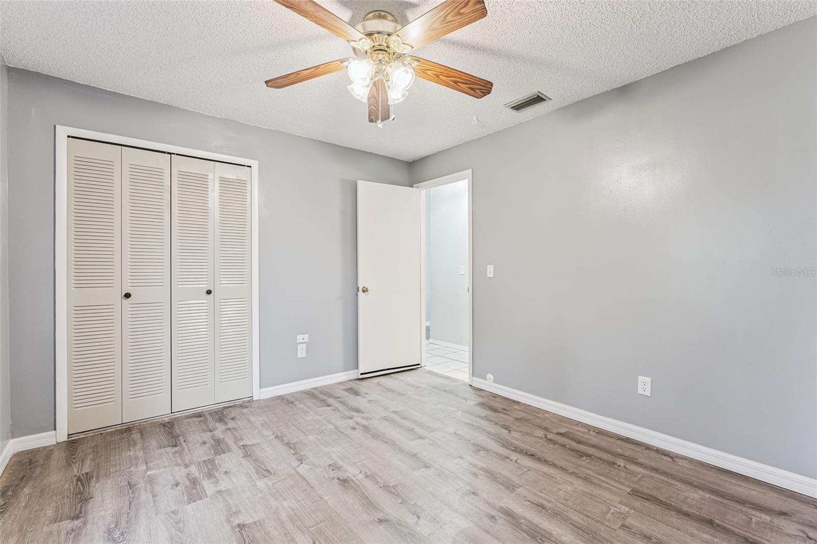 HIDDEN LAKE VILLAS PH 3 - Residential