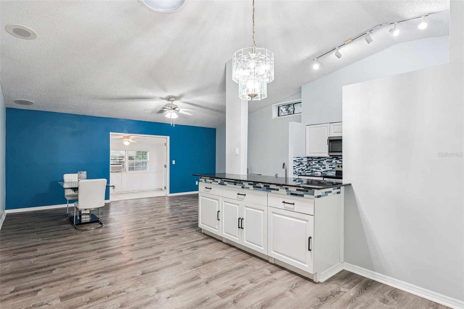 HIDDEN LAKE VILLAS PH 3 - Residential
