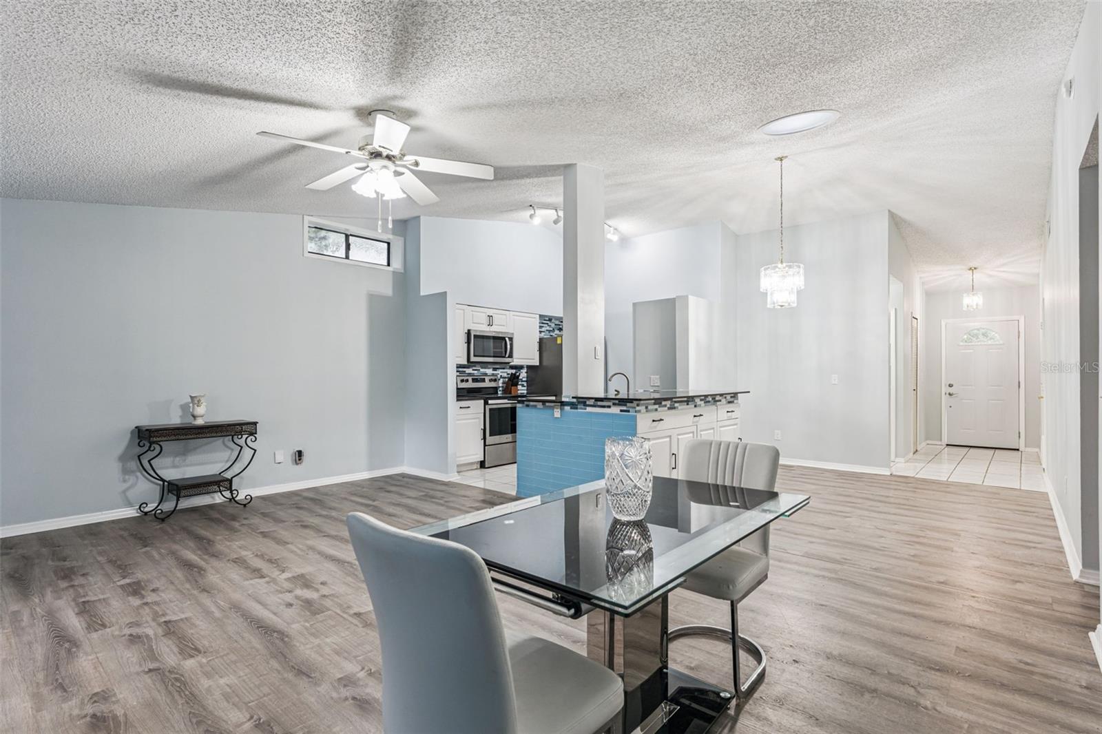 HIDDEN LAKE VILLAS PH 3 - Residential