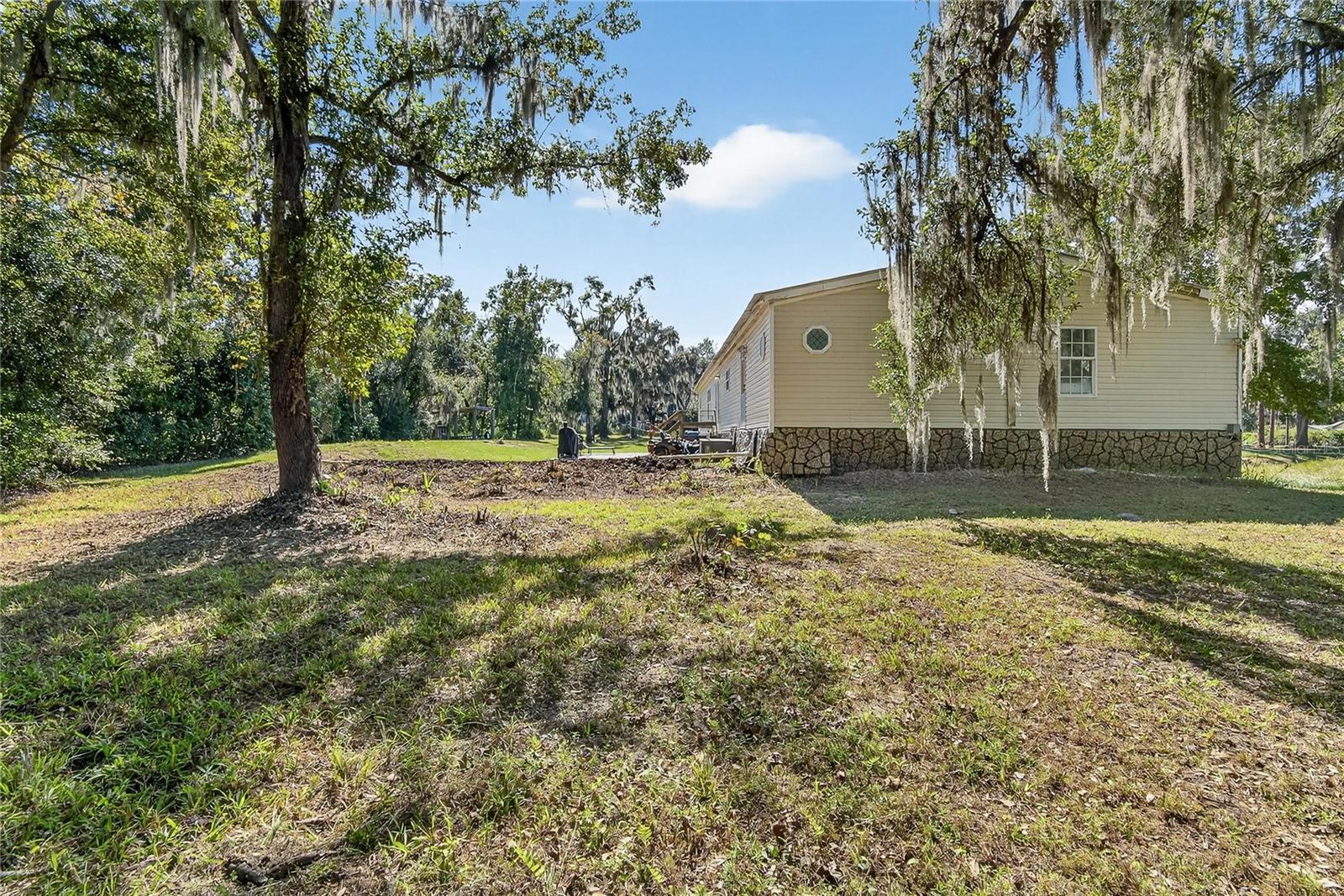 UNPLATTED - Residential