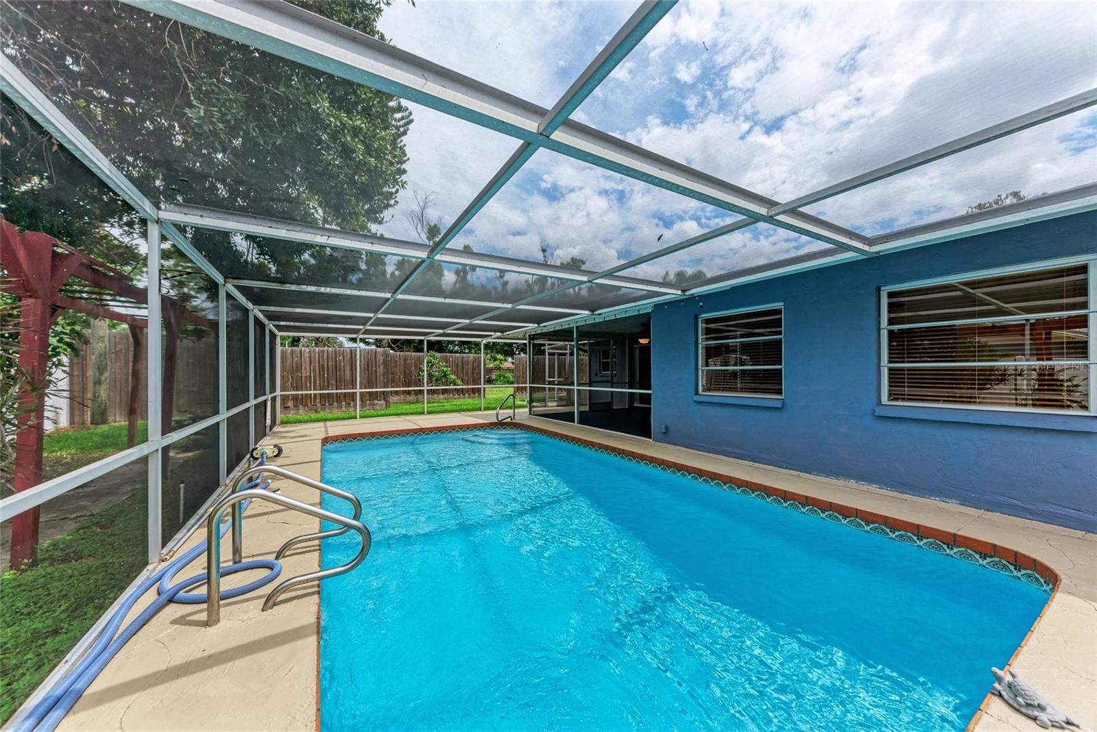 SOUTH VENICE - Residential