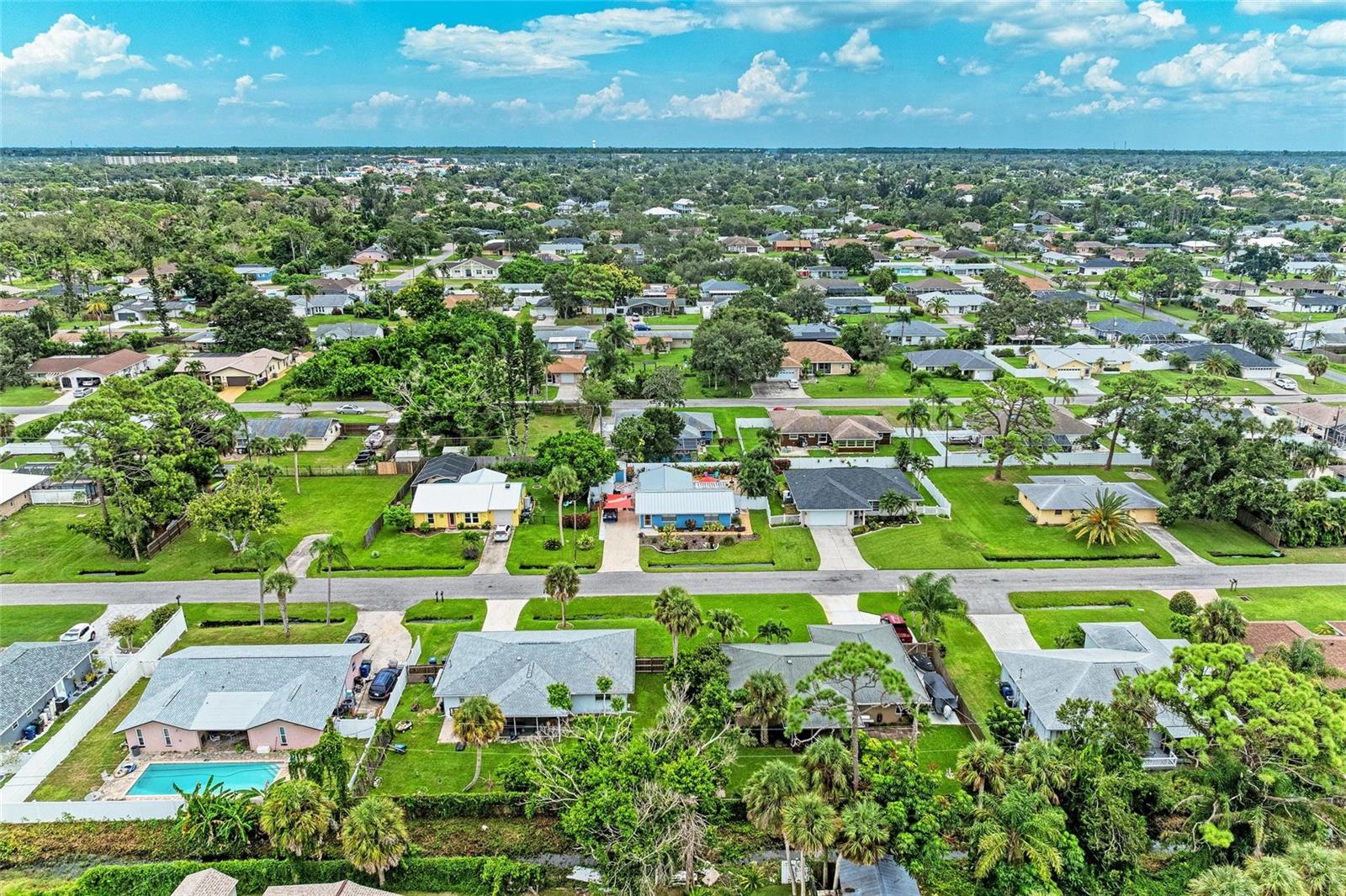 SOUTH VENICE - Residential