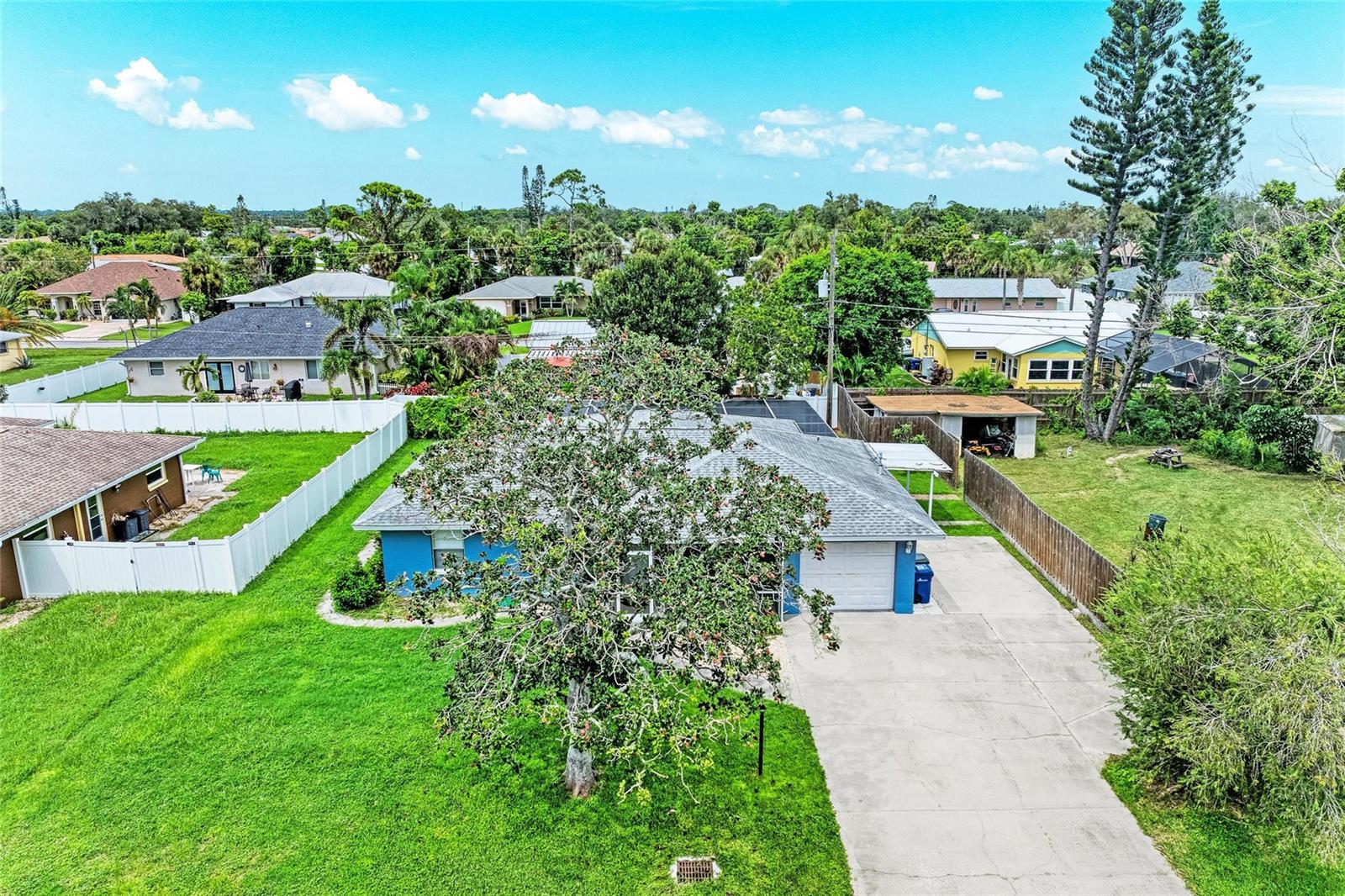 SOUTH VENICE - Residential