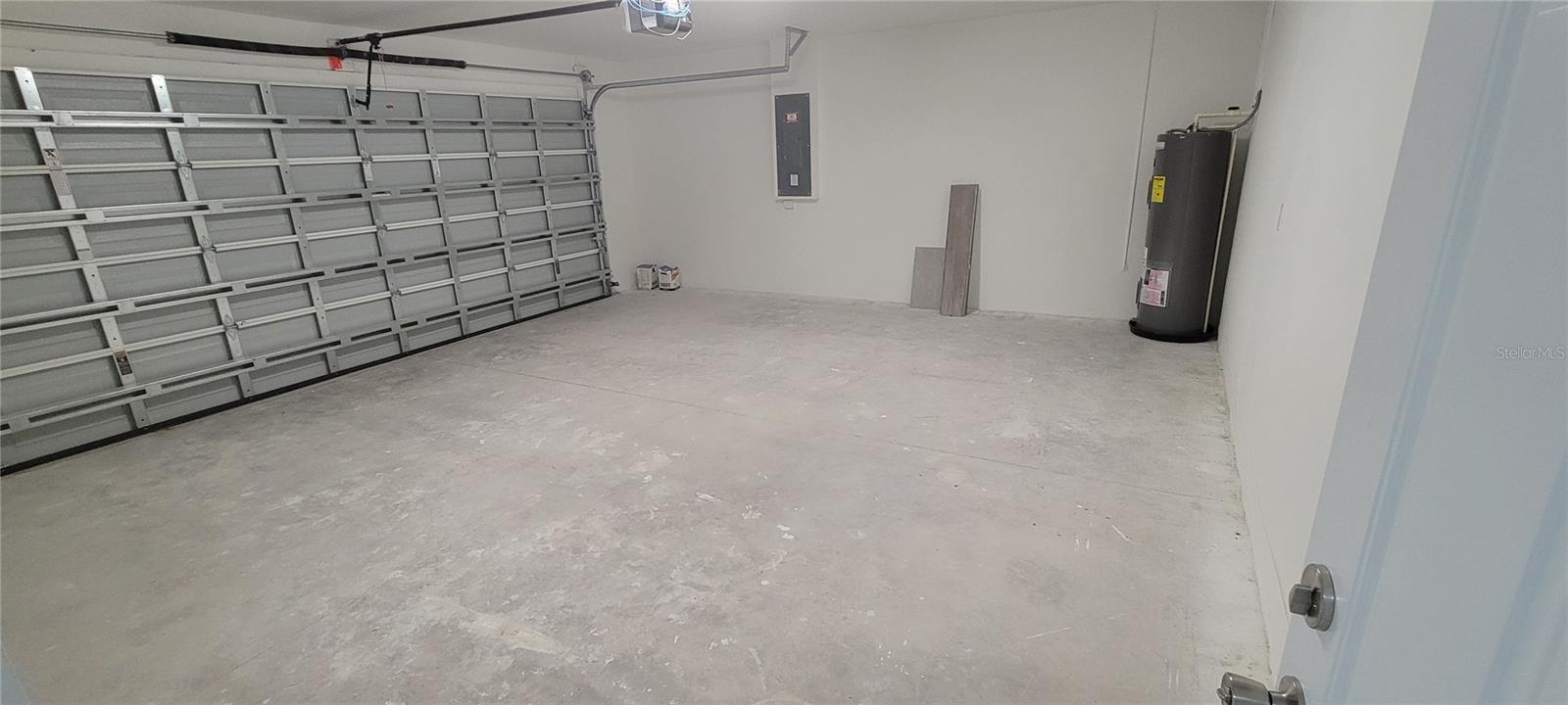 PORT CHARLOTTE SUB 33 - Residential Lease