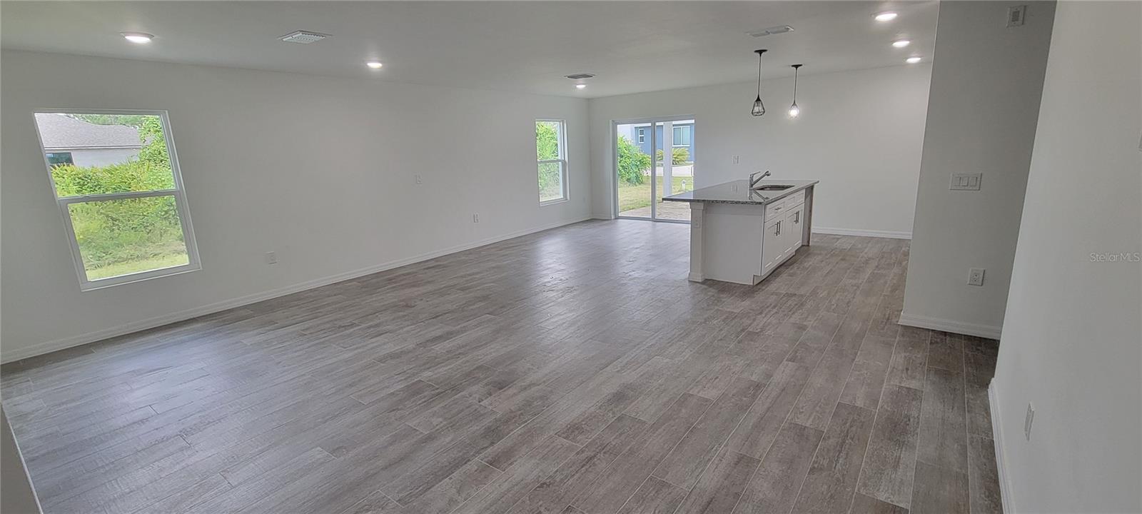 PORT CHARLOTTE SUB 33 - Residential Lease