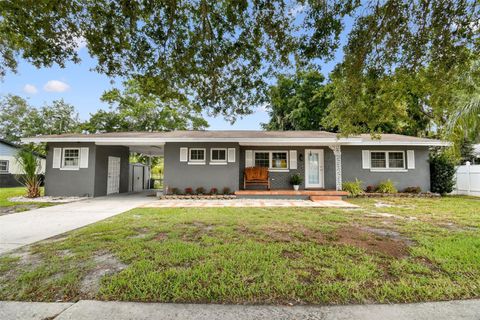 A home in TAMPA